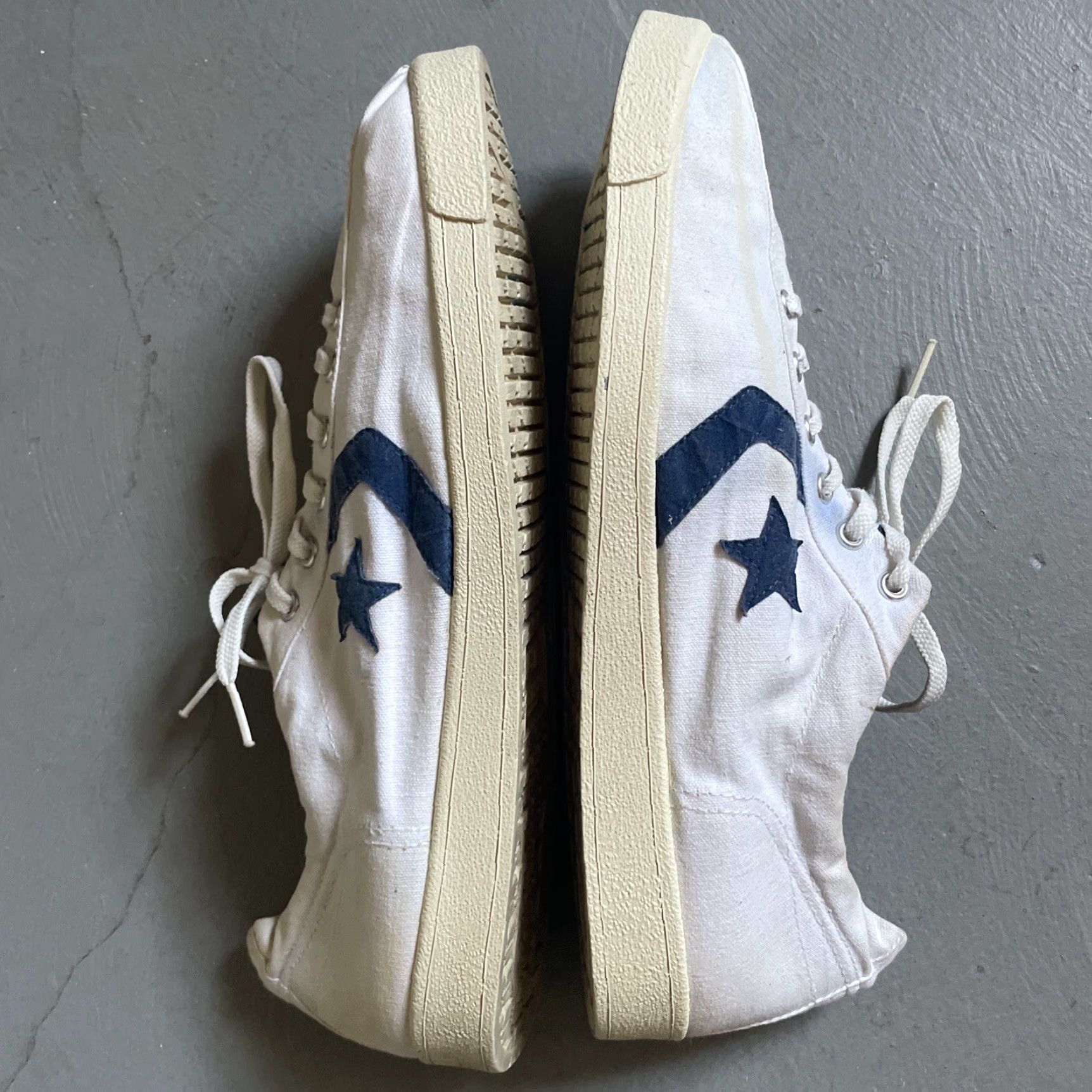 Converse VINTAGE Converse One Star Canvas Sneakers Court Trainers Men US 13 White Stars 90s Mens Size US 13 / EU 46 - 7 Thumbnail
