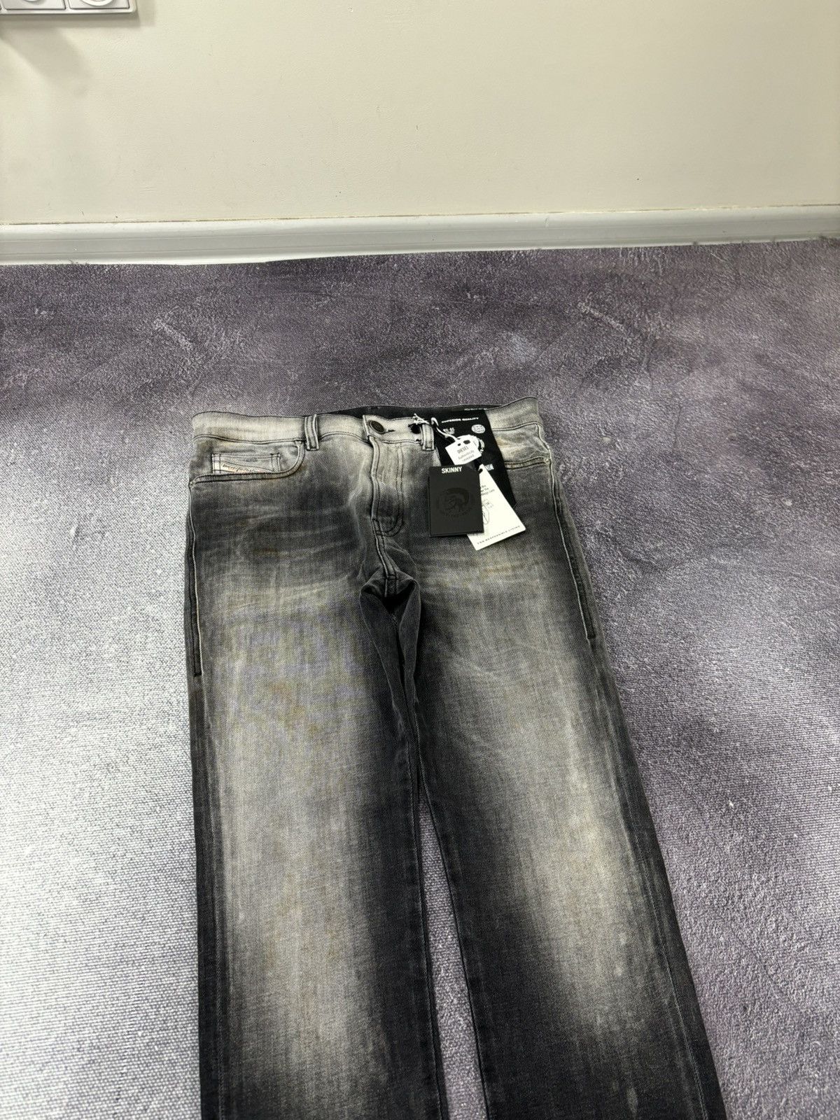 Diesel Diesel D-Amny Skinny NWT Washed Black Distressed Denim Jeans Size US 31 - 4 Thumbnail