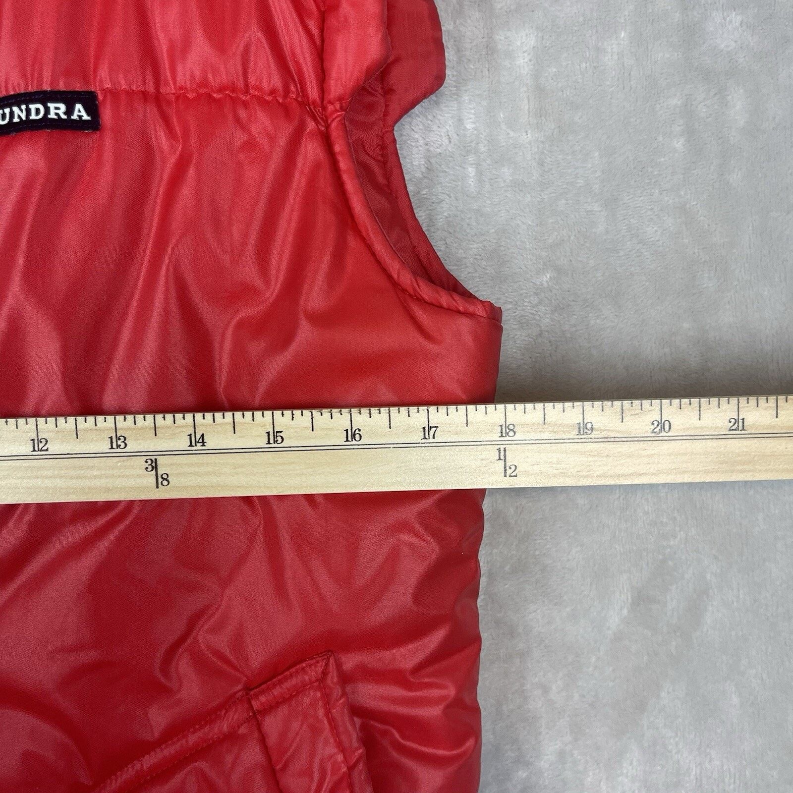 Other Vtg Fraser Cameron Of Scotland Tundrawear Red Puffer Vest Size XS / US 0-2 / IT 36-38 - 17 Thumbnail
