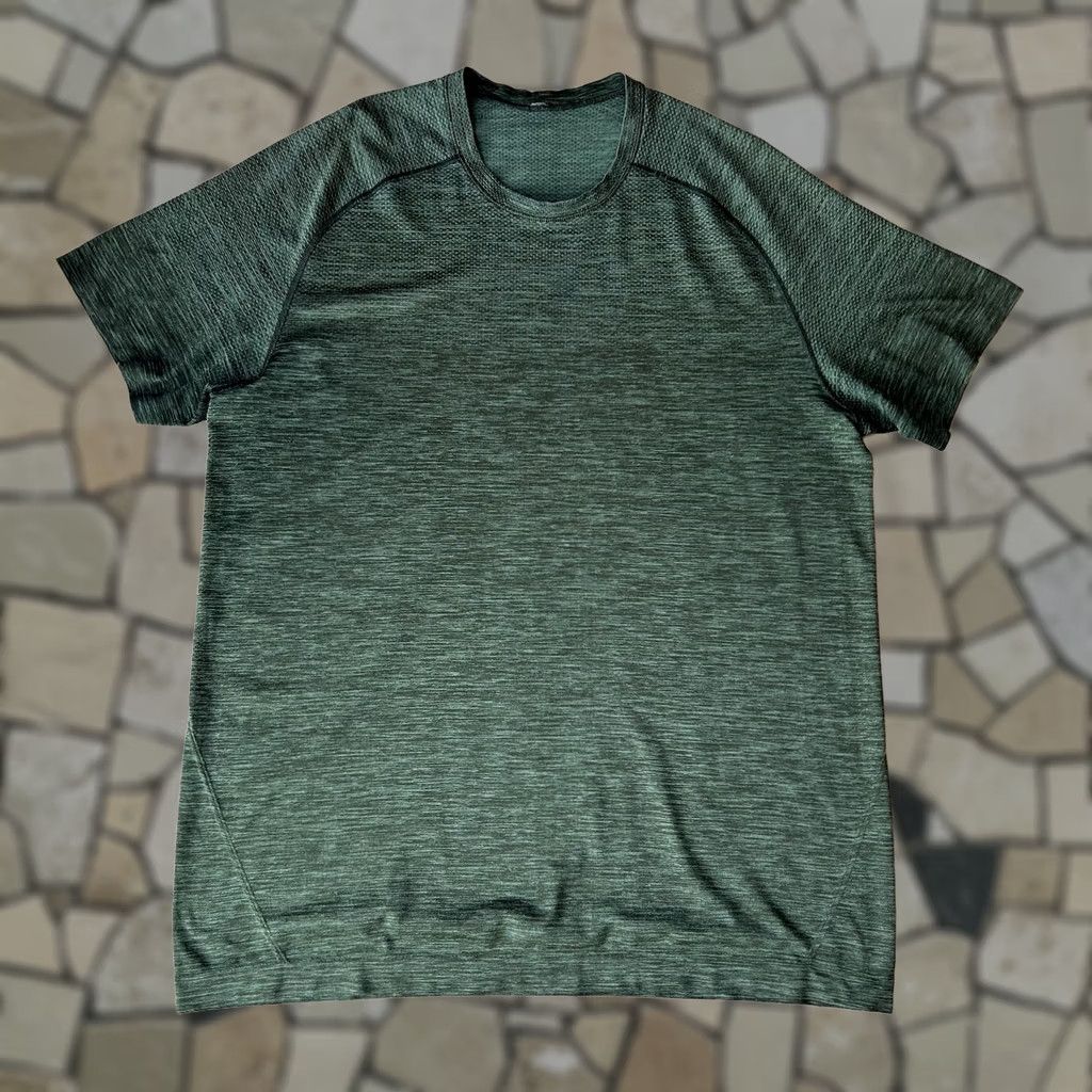 Lululemon Lululemon Metal Vent Shirt Short Sleeve Men's XL Green Performance Tee Size US XL / EU 56 / 4 - 1 Thumbnail