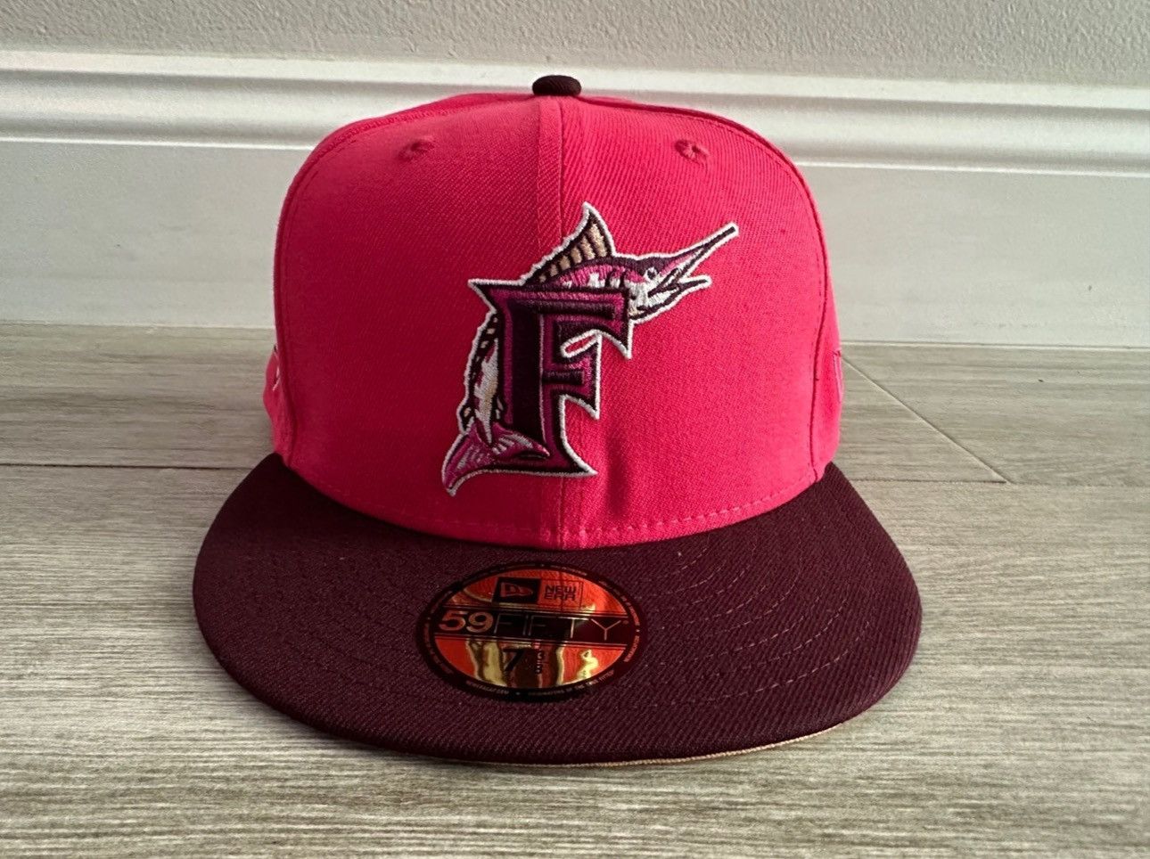 image of Florida Miami Marlins Lids New Era Shortcake Fitted 7 3/8 in Red, Men's