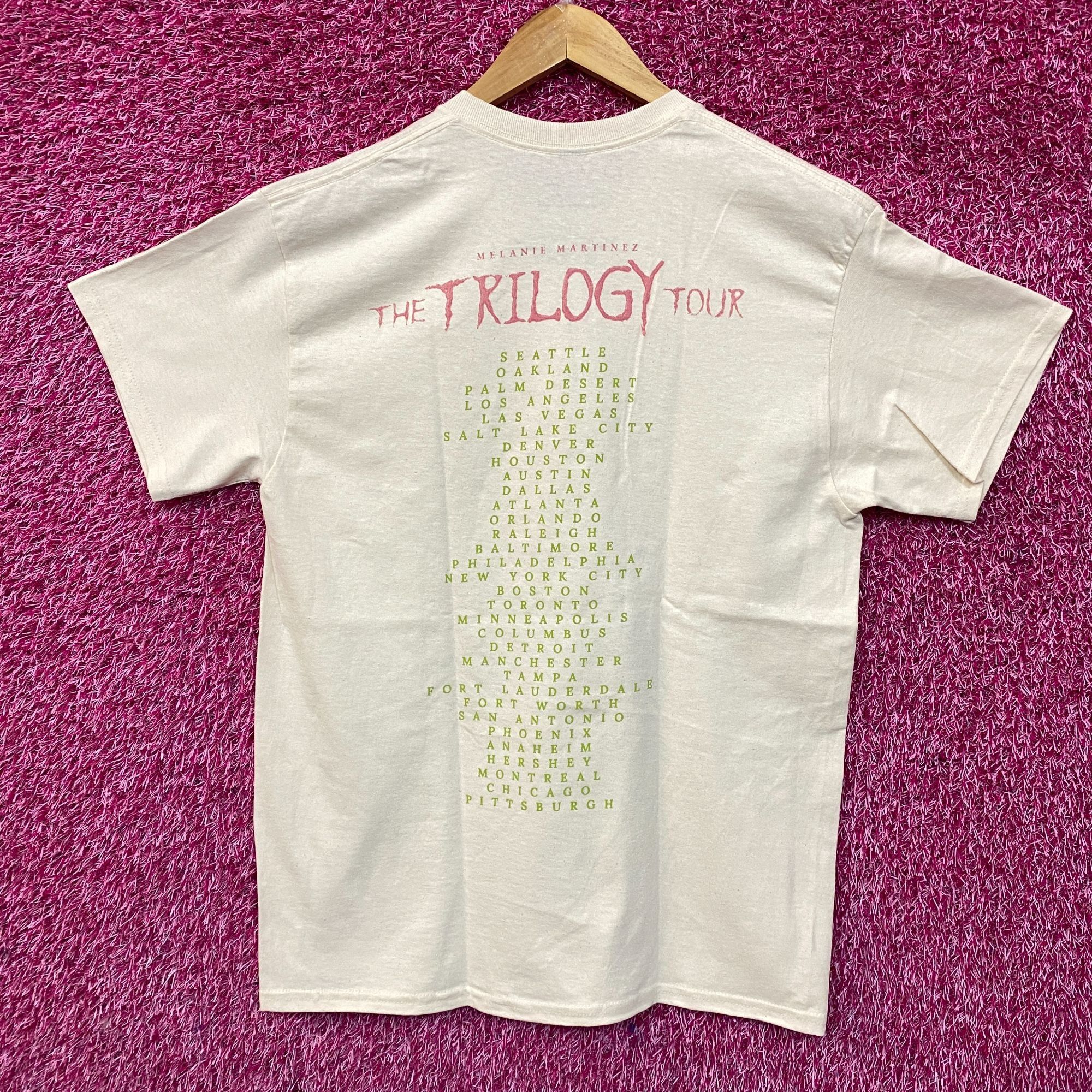 Other Melanie Martinez Trilogy Tour Beige Tshirt size Medium Size US M / EU 48-50 / 2 - 4 Thumbnail