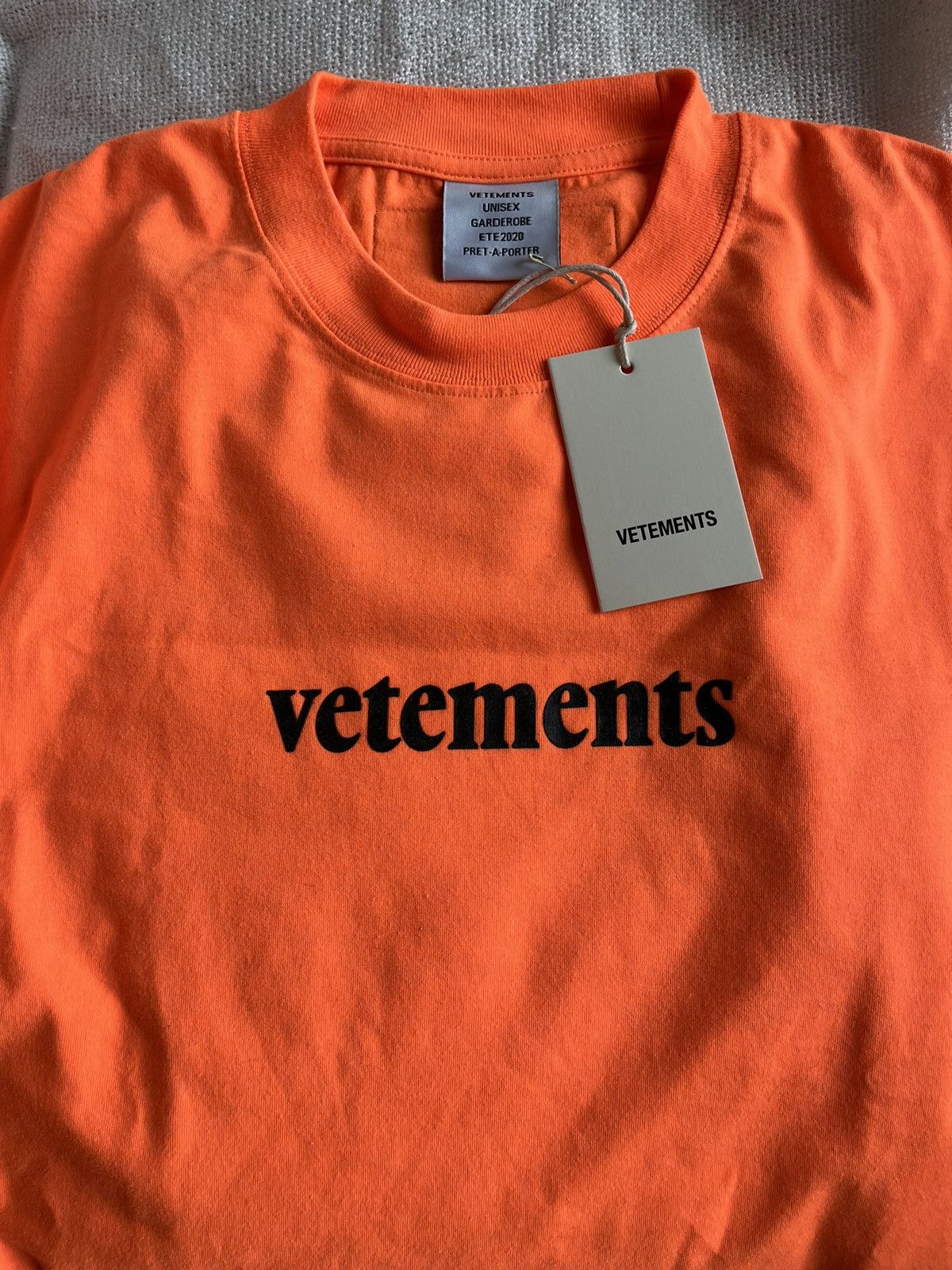 Vetements BNWT Demna Vetements express label T-shirt Size US M / EU 48-50 / 2 - 9 Thumbnail