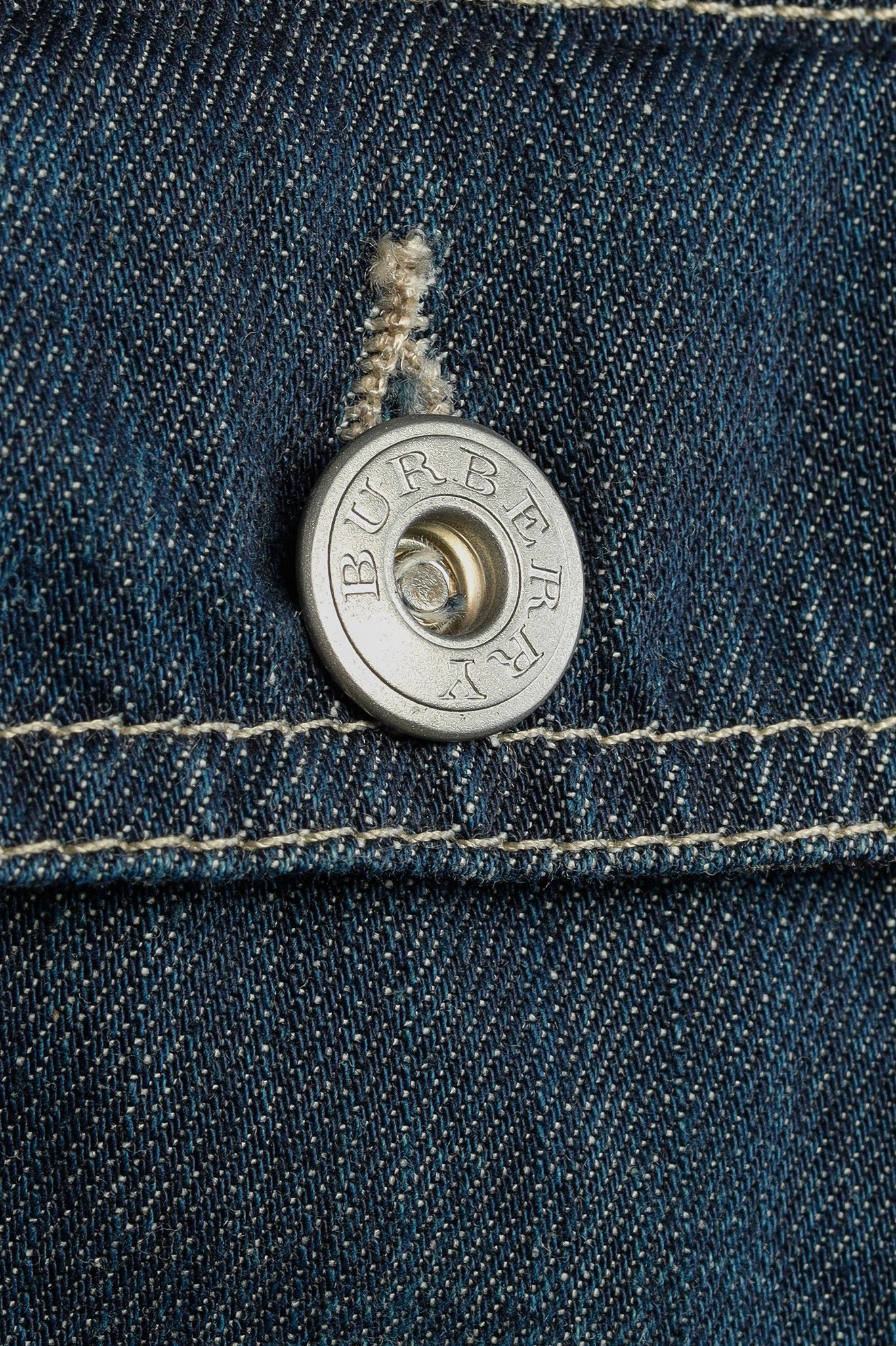 Burberry Burberry Check-Cuff Buttoned Denim Jacket Size XS / US 0-2 / IT 36-38 - 5 Thumbnail