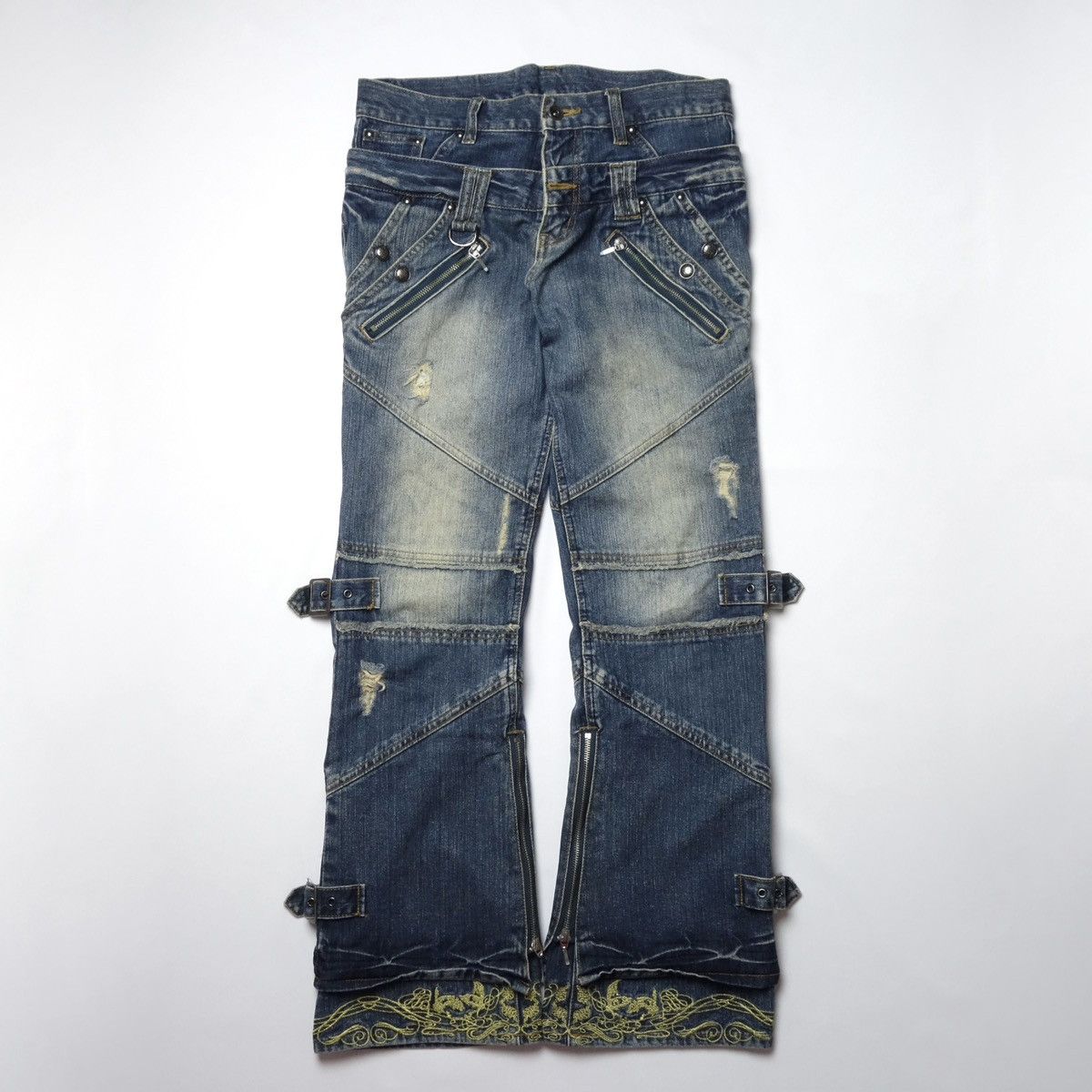 semanticdesign 2000’s Semantic Design Gimmick Belted Flared Denim Pants Size US 32 / EU 48 - 3 Thumbnail