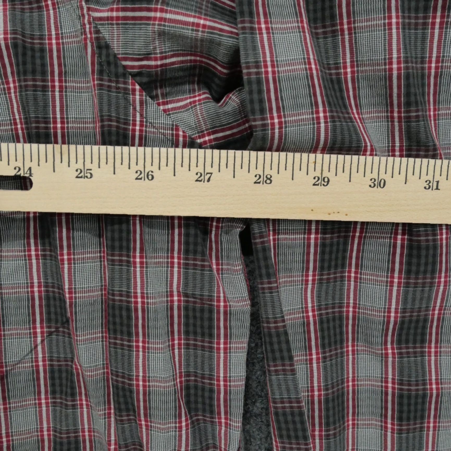 Vintage VINTAGE Rowm Shirt Mens 3XT 3XL Tall Button-Down Cotton Plaid Grey Red Casual Size US XXL / EU 58 / 5 - 7 Thumbnail
