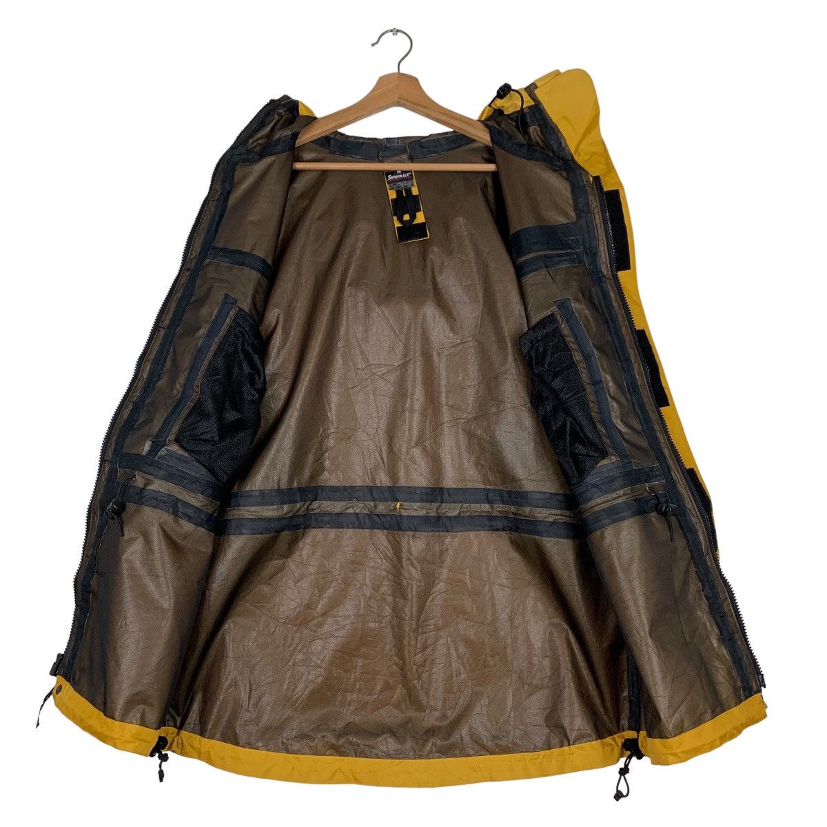 Wild Things Climber Equipment Waterproof Jacket #0404-C18