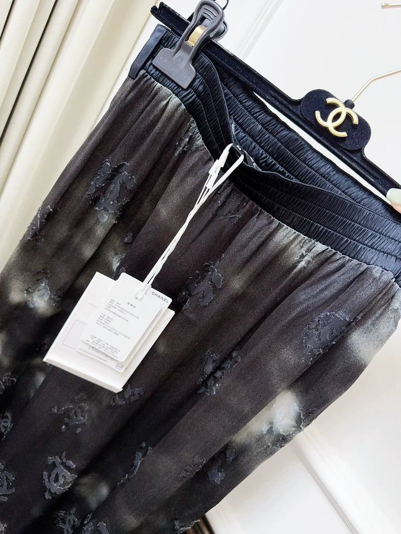 Chanel Chanel 22A handicraft workshop black full-print double C m Size 24" / US 00 / IT 34 - 5 Thumbnail
