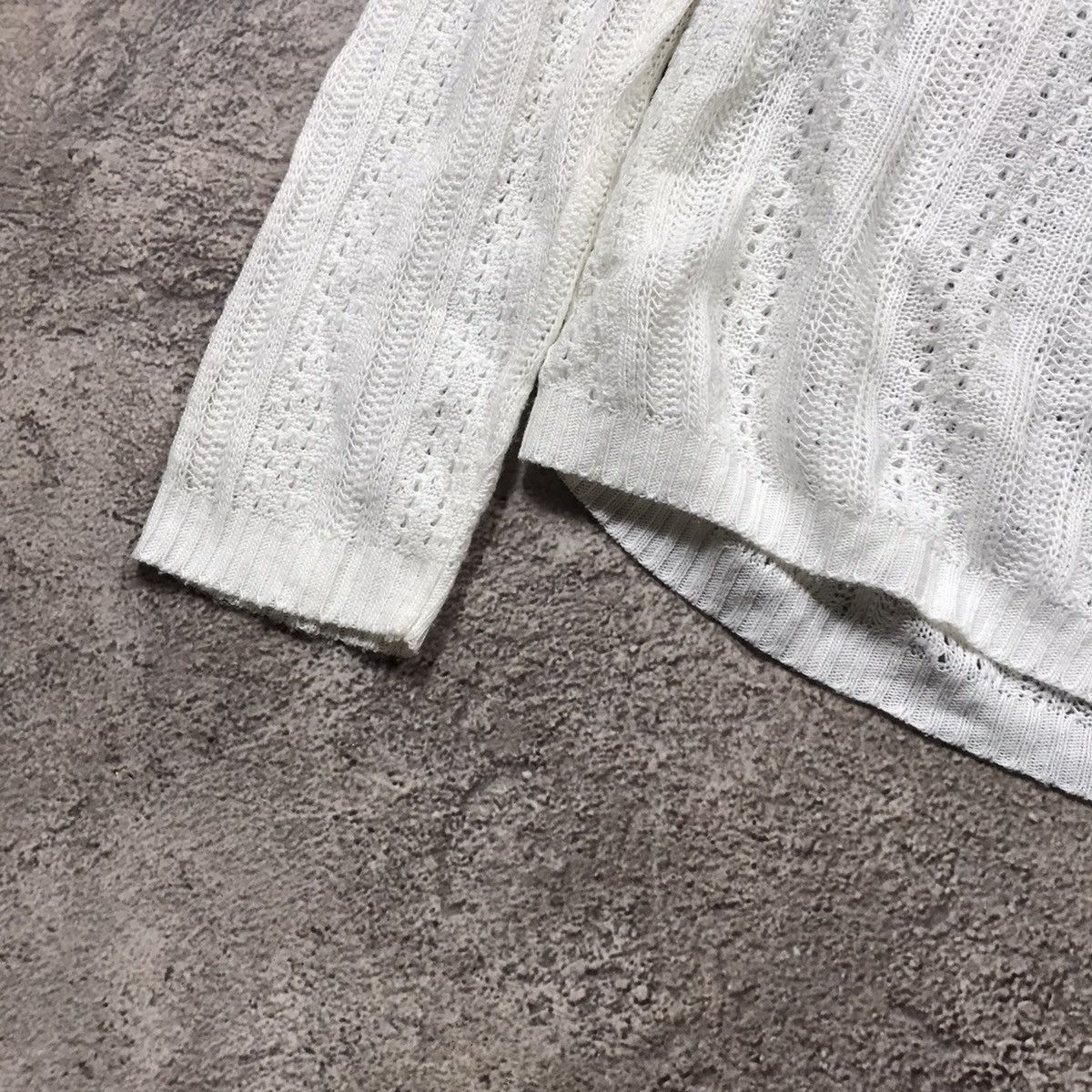 Vintage Vintage 90s Cream Ribbed Longsleeve Minimalist Grunge Logo L Size L / US 10 / IT 46 - 4 Thumbnail