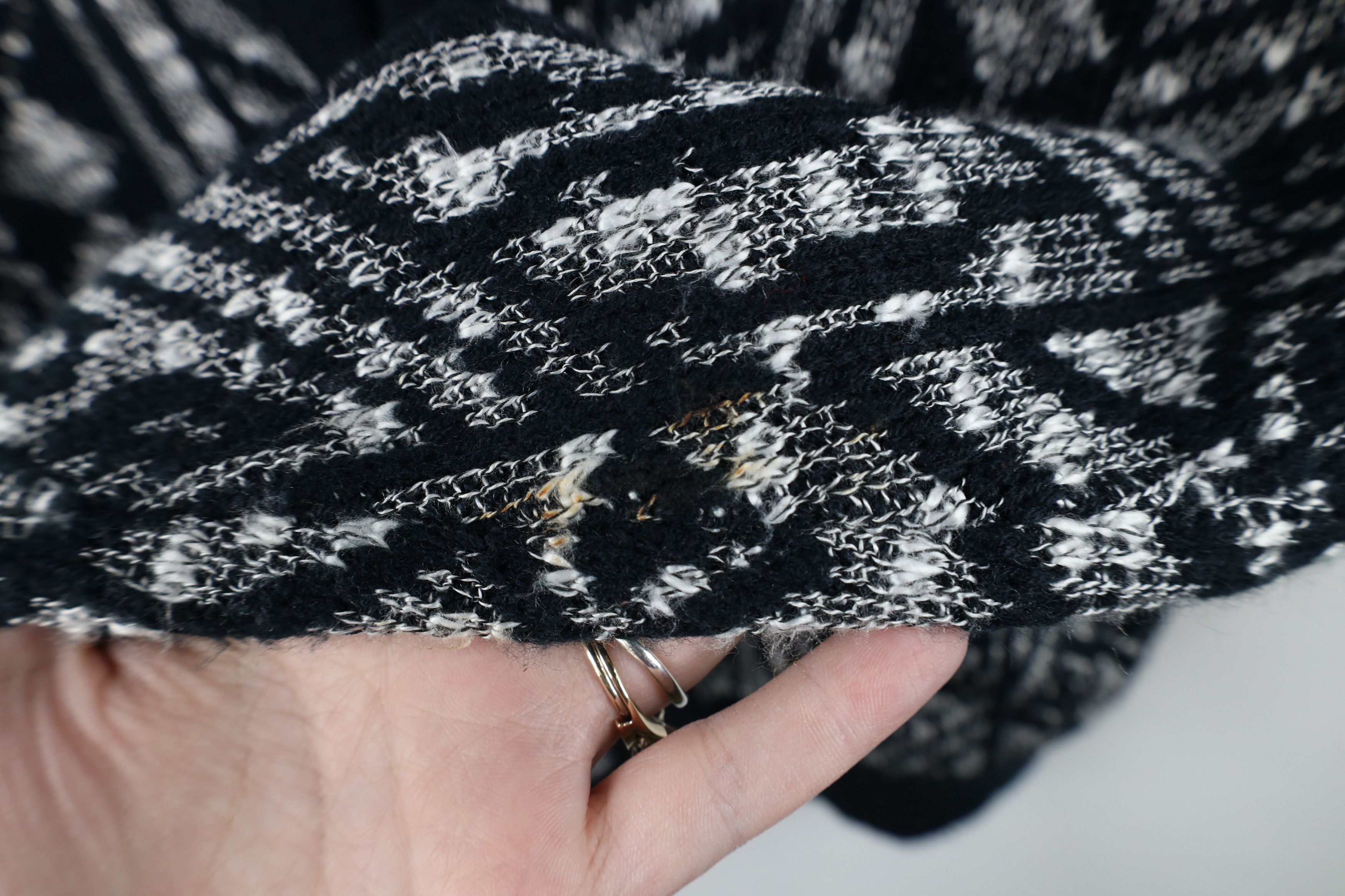 Vintage Vintage 90s Streetwear Geometric Knit Cardigan Sweater Size US L / EU 52-54 / 3 - 7 Thumbnail