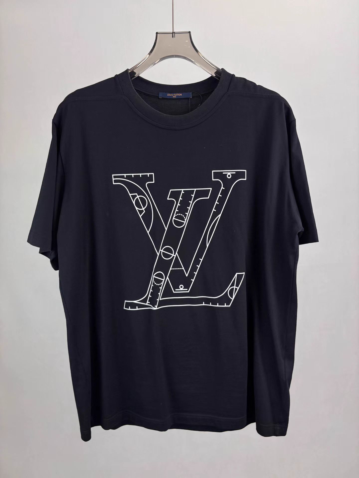 Louis Vuitton LV x NBA Co-branded Short Sleeve K1 Size US XXL / EU 58 / 5 - 1 Thumbnail