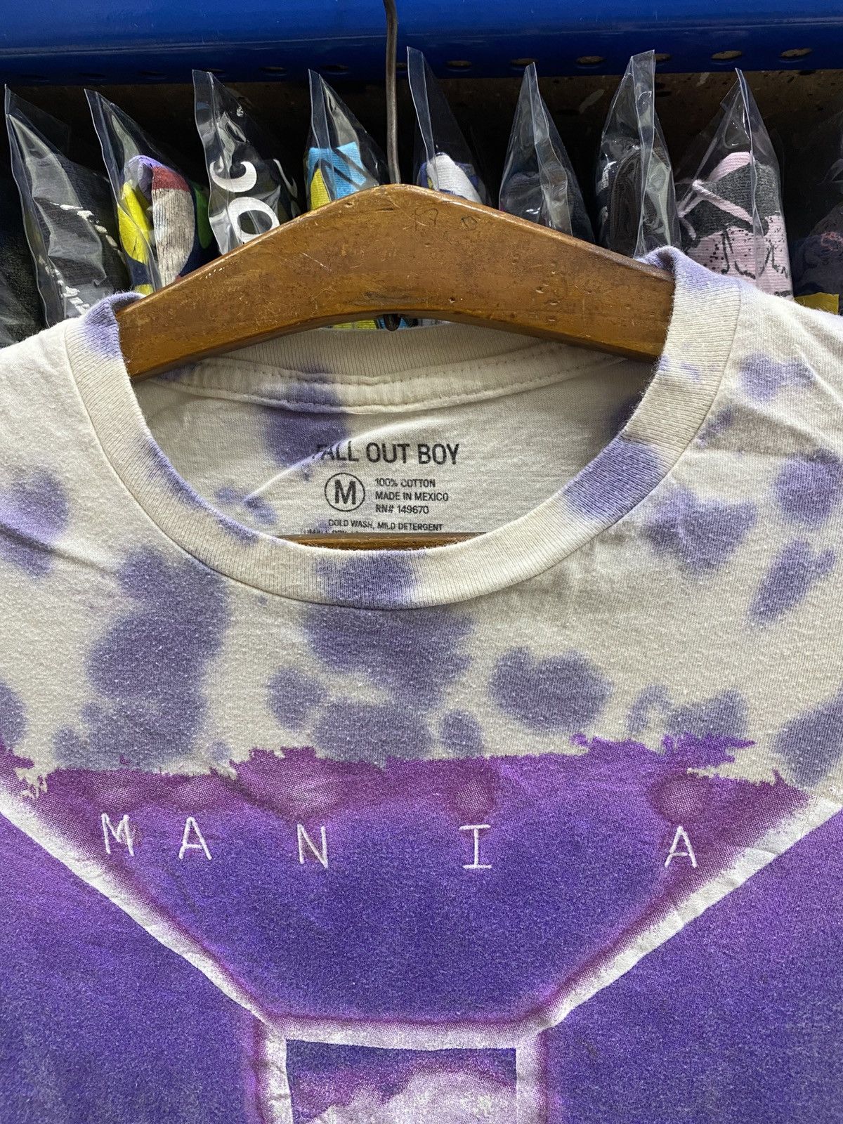 Band Tees FALL OUT BOY BAND TSHIRT Size US M / EU 48-50 / 2 - 3 Thumbnail