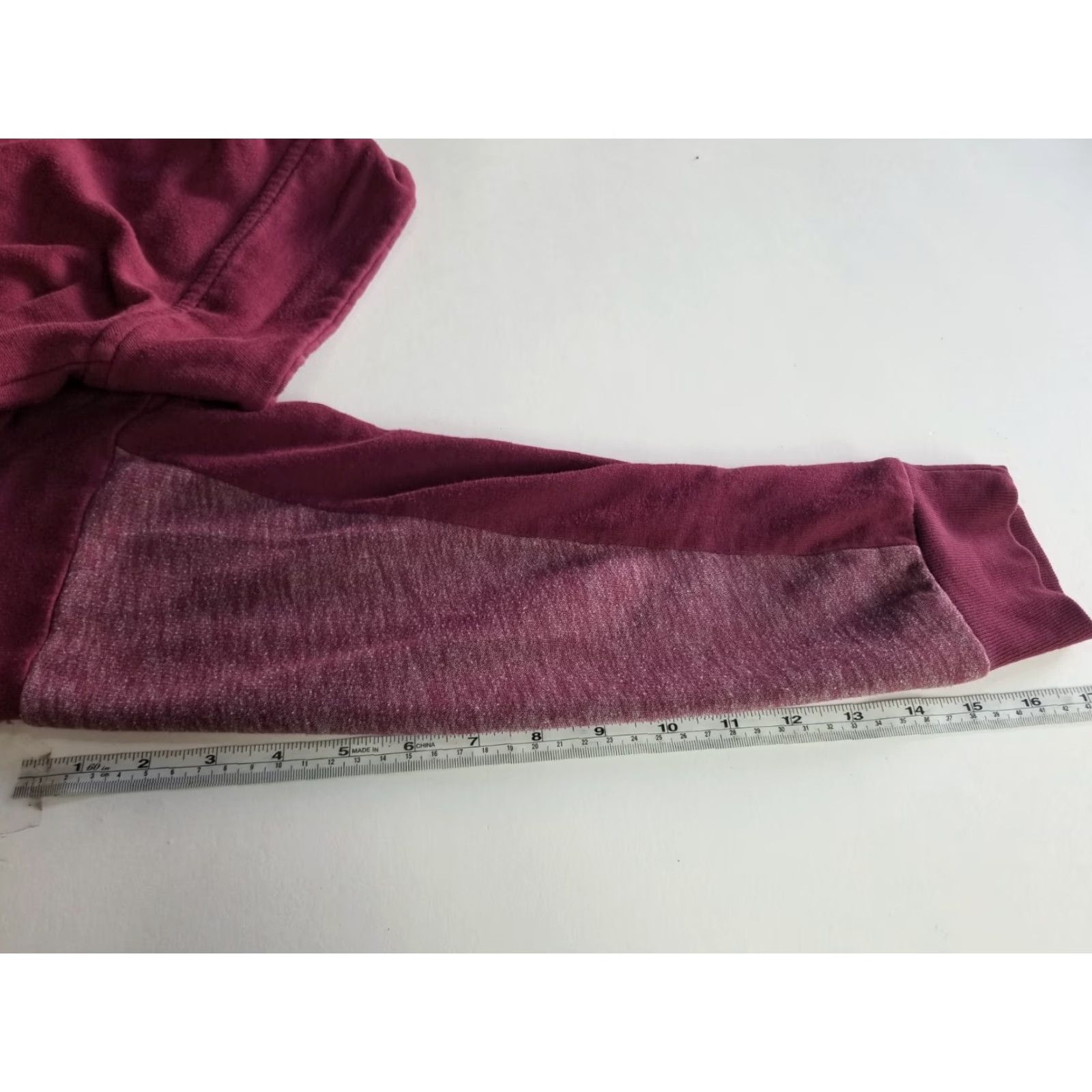 Victoria's Secret Victoria's Secret PINK Long Sleeve Zip Sweatshirt L Burgundy Pink Women Women Regular Full Zip Activewear Casual Size L / US 10 / IT 46 - 7 Thumbnail