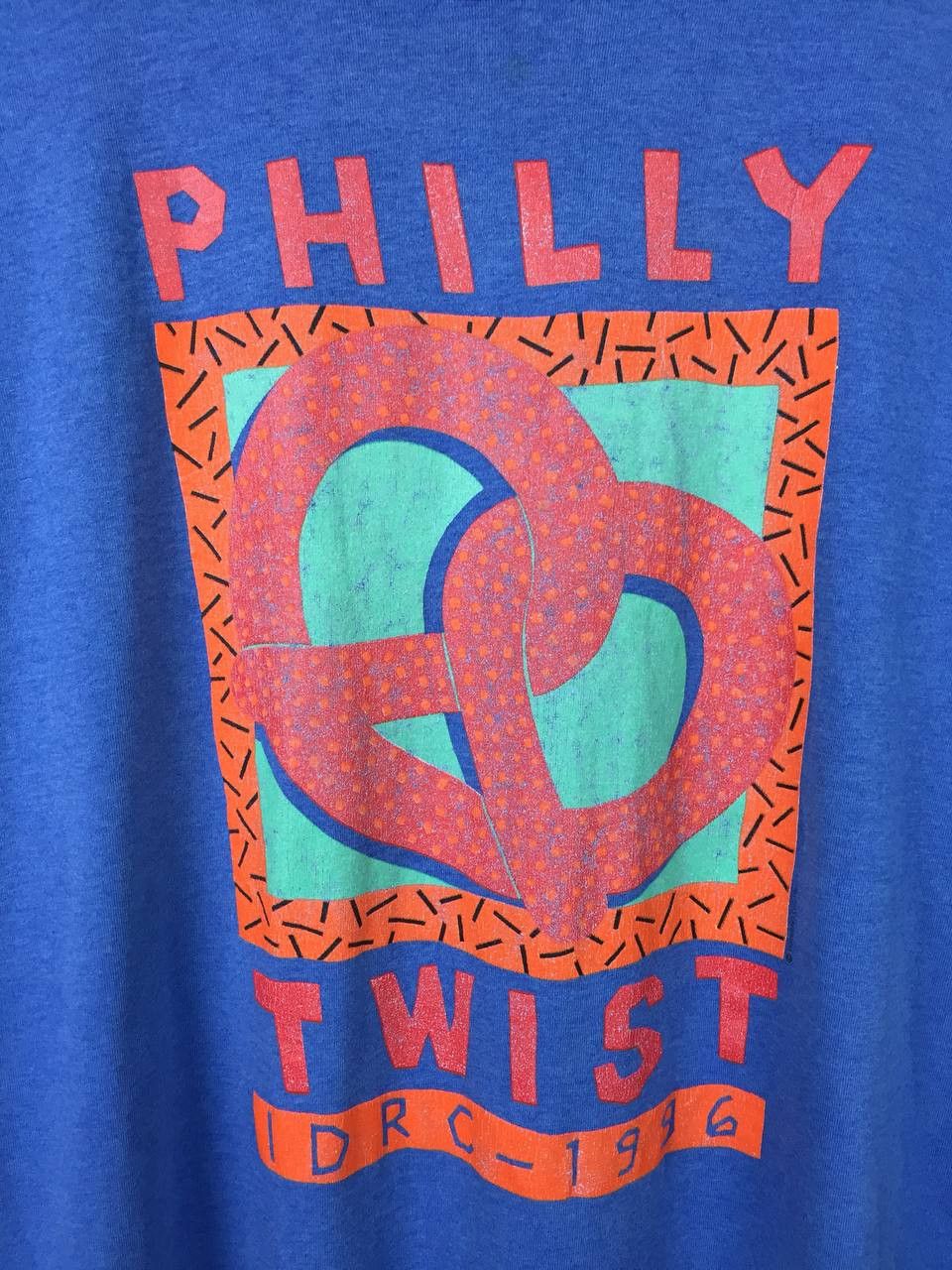 Vintage Vtg 90s Philly Twist Philadelphia Pretzel Culture Tee Size US L / EU 52-54 / 3 - 4 Thumbnail