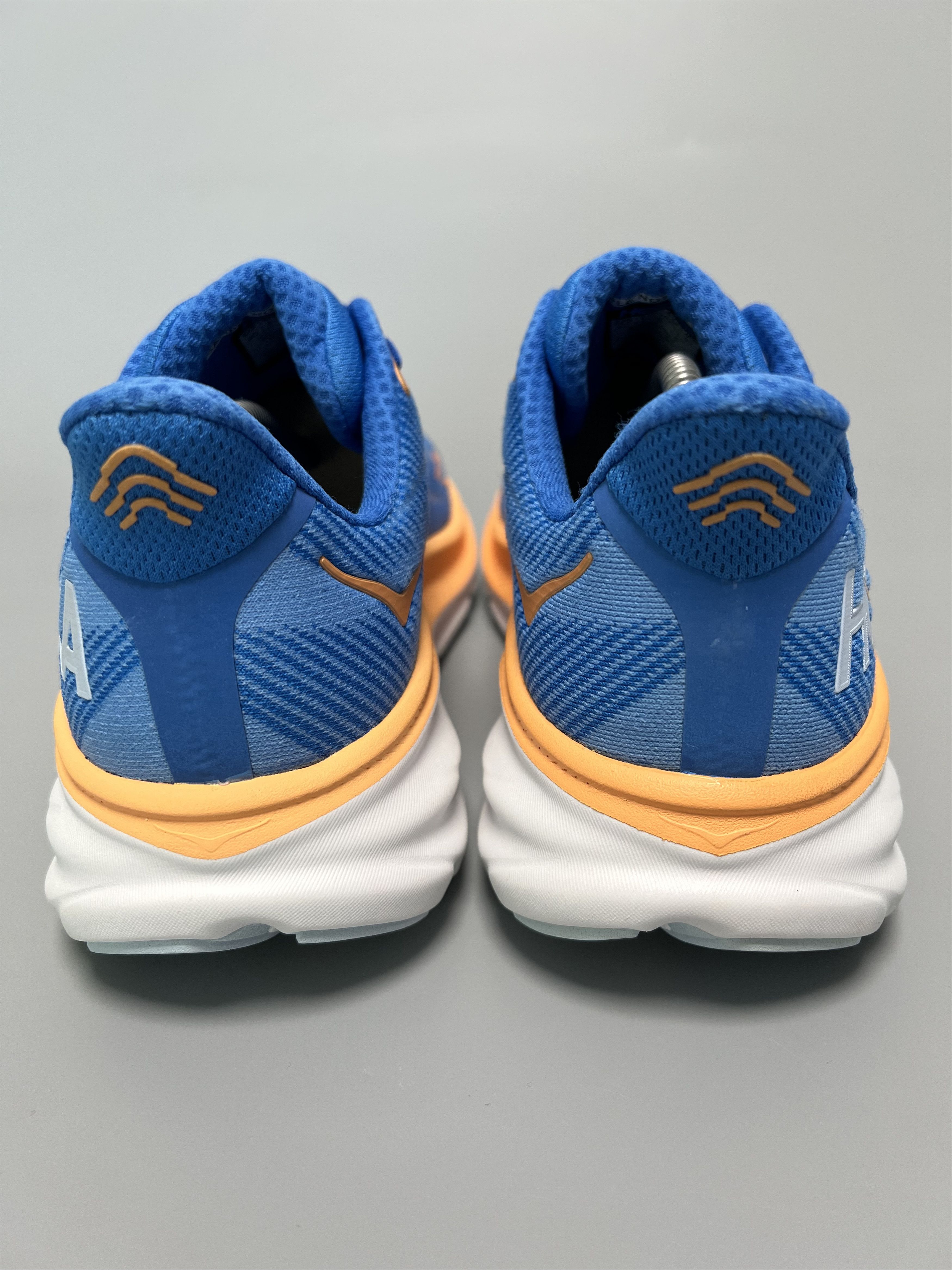 Hoka 9D Hoka One One Clifton 9 Running Shoes Walking Gym Size US 9 / EU 42 - 3 Thumbnail