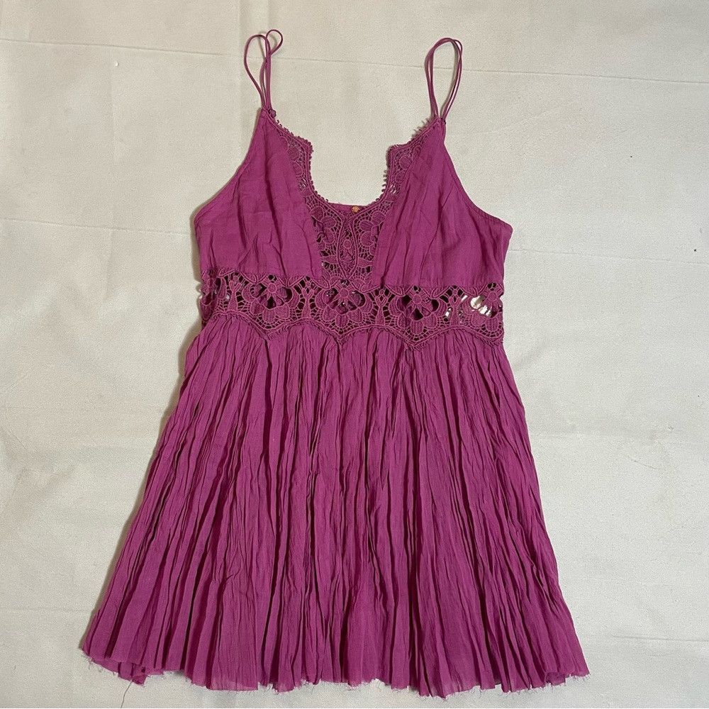 Free People NWT New Free People Ilektra Slip Cotton Mulberry Dress Size Size S / US 4 / IT 40 - 6 Thumbnail