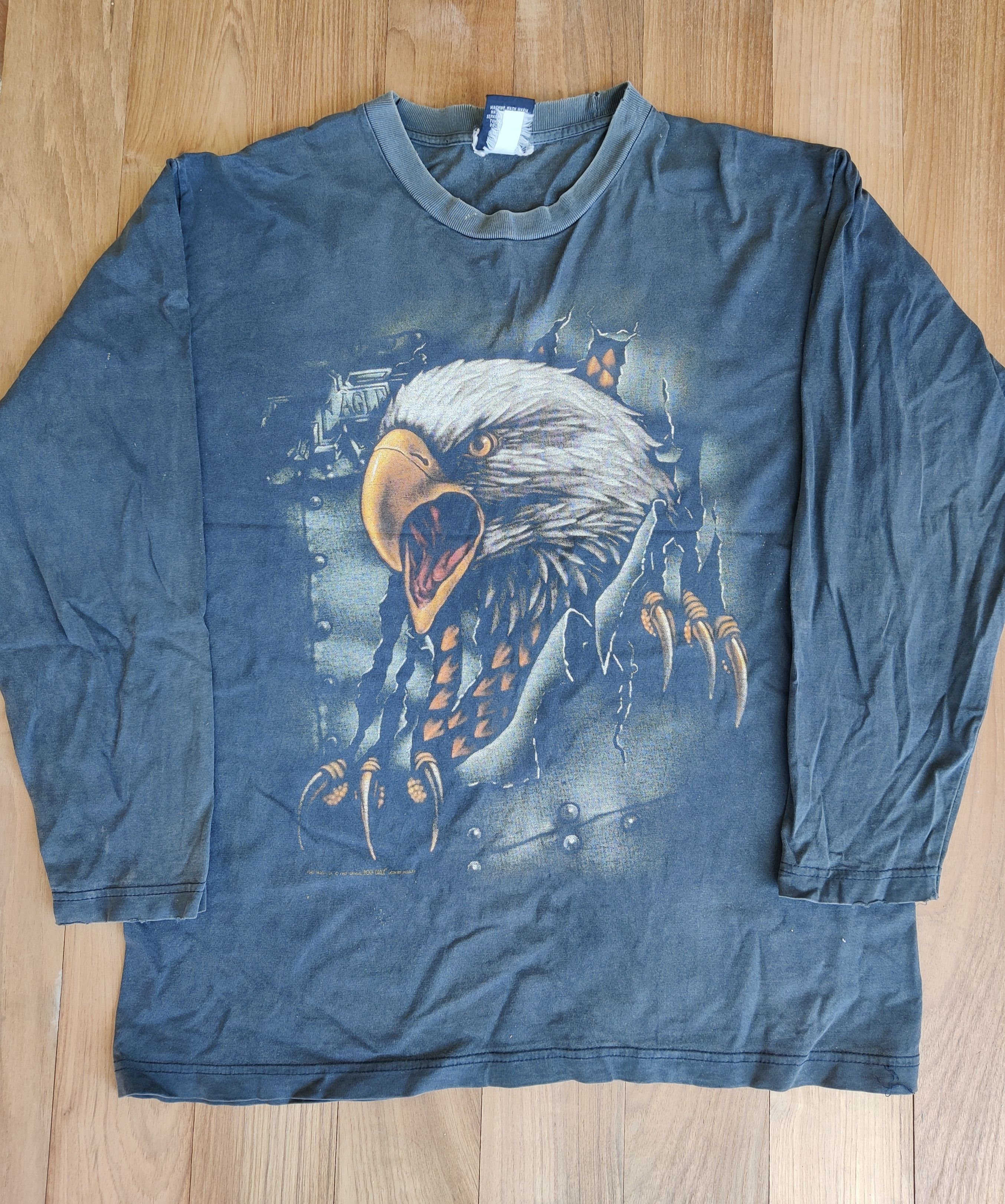 Vintage Distress Rock Eagles