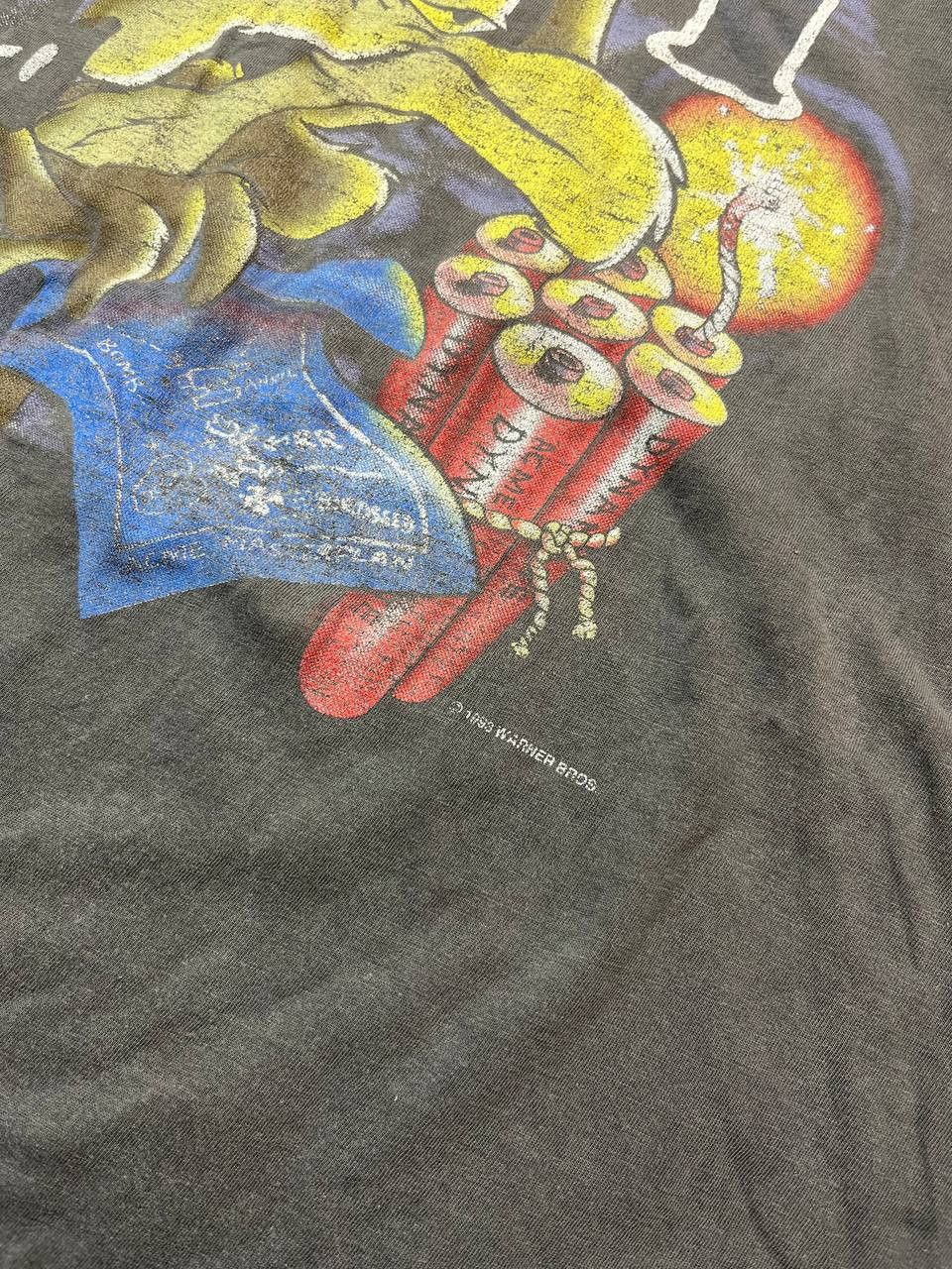 Vintage Vintage 1993 Wile E. Coyote "Public Enemy No. 1"T-Shirt Size US L / EU 52-54 / 3 - 8 Thumbnail