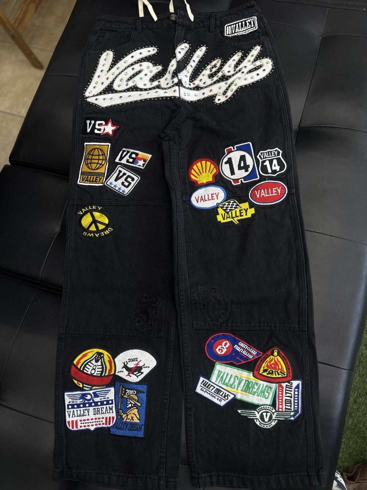Vale Valley Baggy Patchwork Denim Black Jeans Size 30 (NEW) Size US 30 / EU 46 - 1 Thumbnail