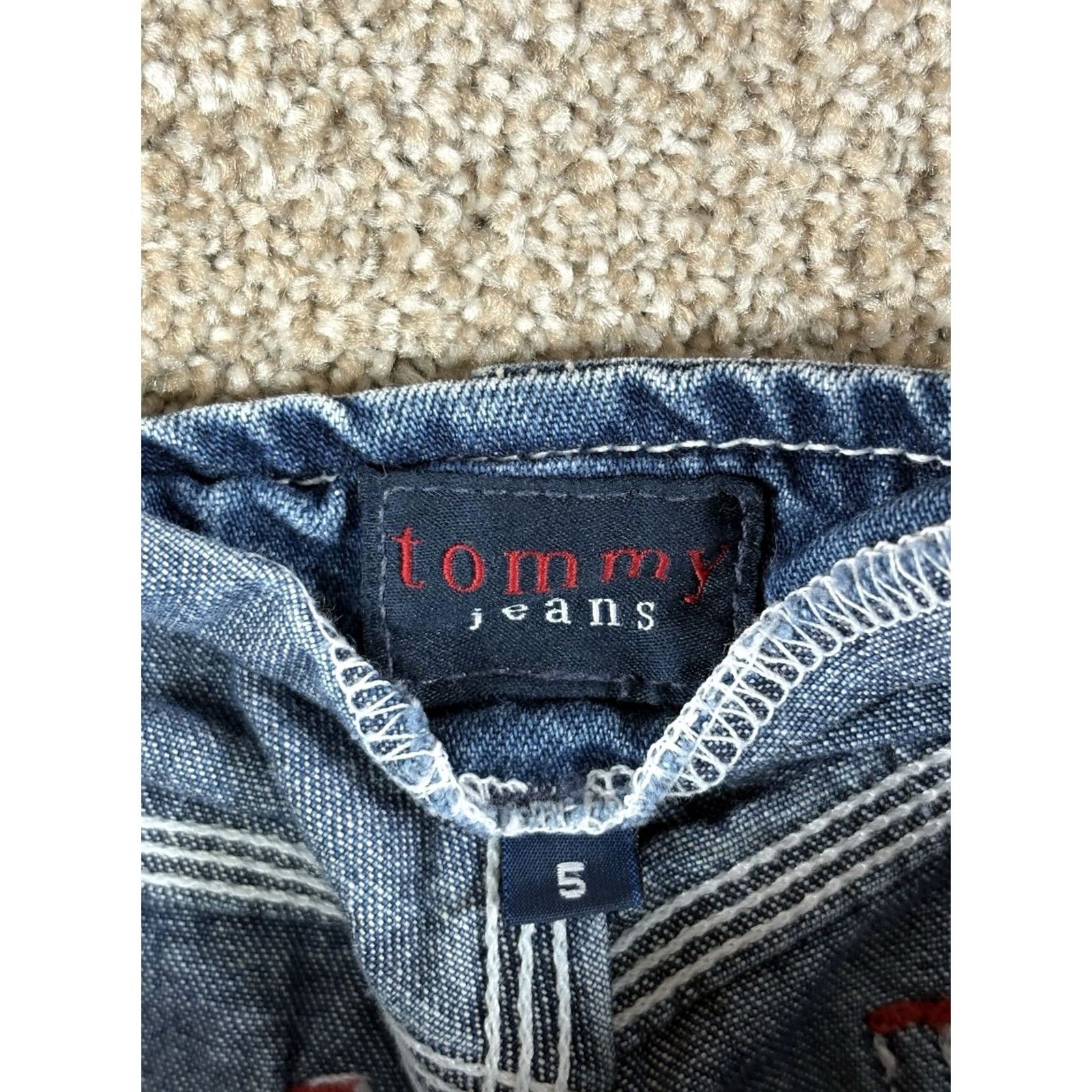 Tommy Hilfiger VINTAGE Tommy Hilfiger Carpenter Jeans Women’s Size 5 Medium Wash Denim Jeans Women 90s Casual Chic Workwear Blue Size 27" / US 4 / IT 40 - 4 Thumbnail