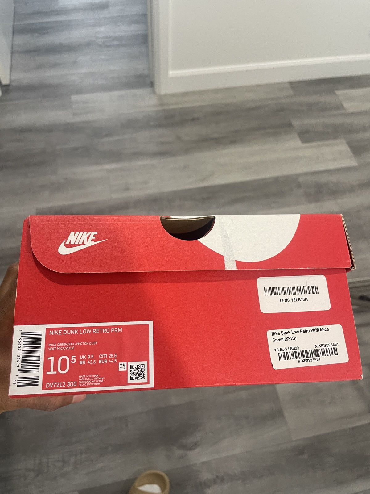 Nike Nike Dunk Low Mica Green Size US 10.5 / EU 43-44 - 7 Thumbnail