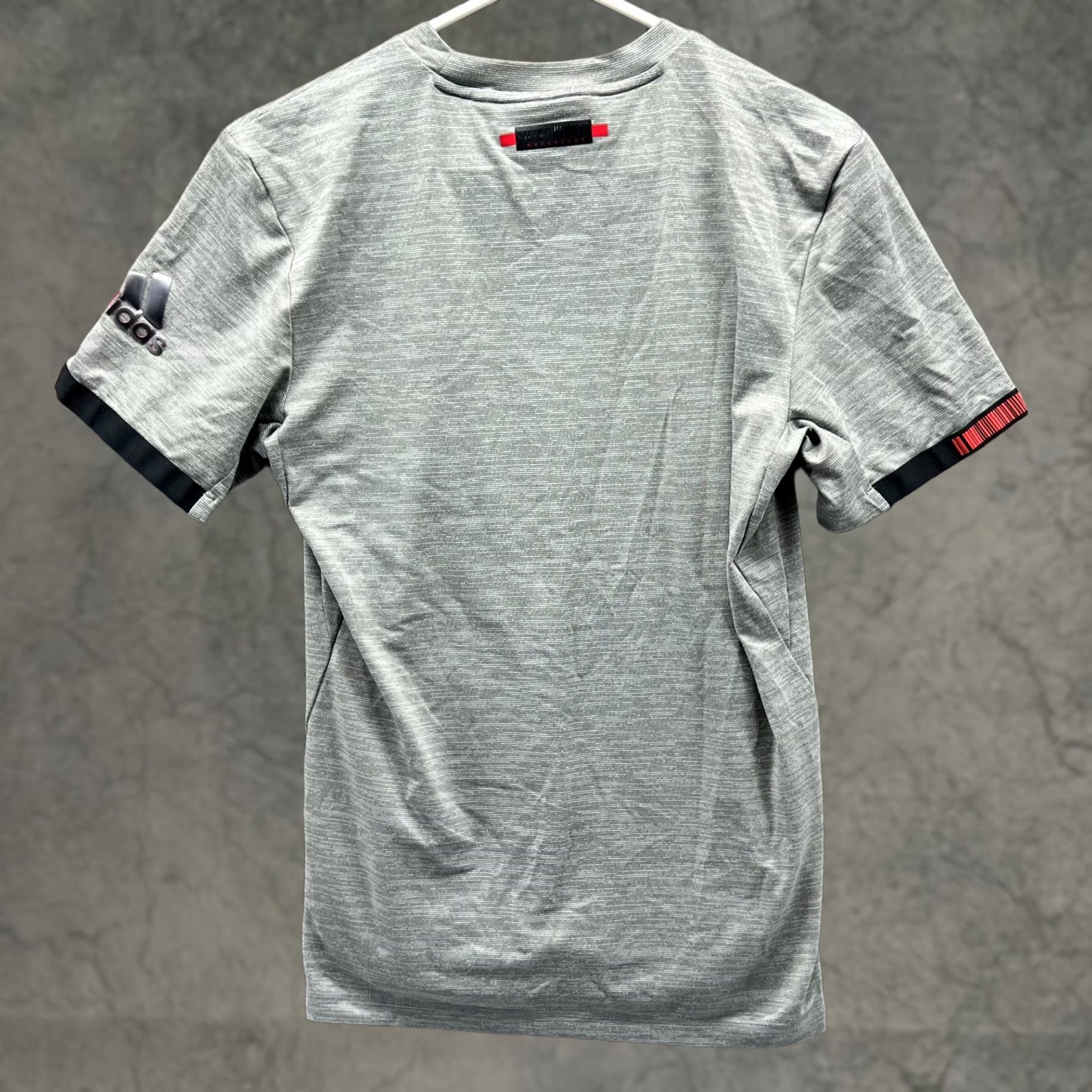 Adidas Adidas Shirt Mens Small Gray Climachill Athletic Heather Trefoil Sleeve Short Sleeve Crew Neck Logo Size US S / EU 44-46 / 1 - 1 Thumbnail