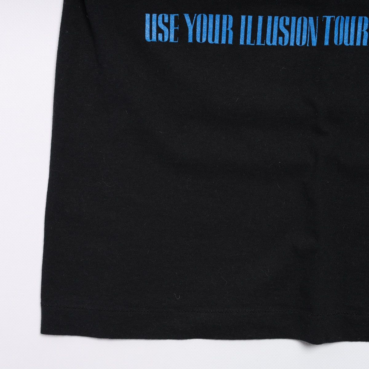 Band Tees Vintage Guns N Roses 1991 Tour Tee Use Your Illusion Size US M / EU 48-50 / 2 - 11 Thumbnail