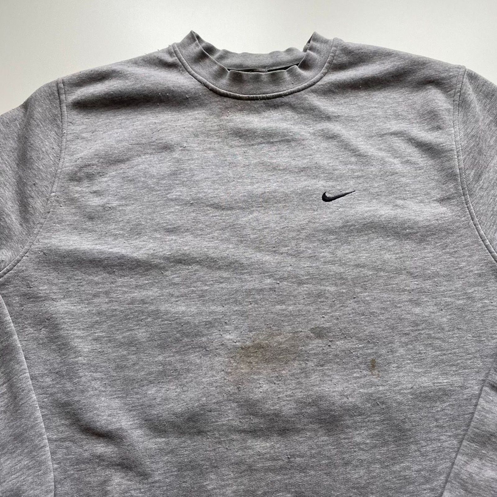 Nike Vintage Nike Swoosh Crewneck Sweatshirt Y2K Large Gray Rare Size US L / EU 52-54 / 3 - 2 Thumbnail