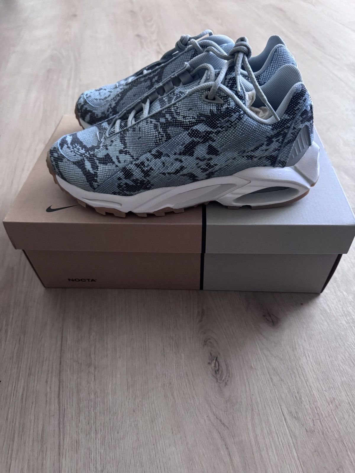 NOCTA × Nike Nike Hot Step Air Terra Size US 10 / EU 43 - 2 Thumbnail