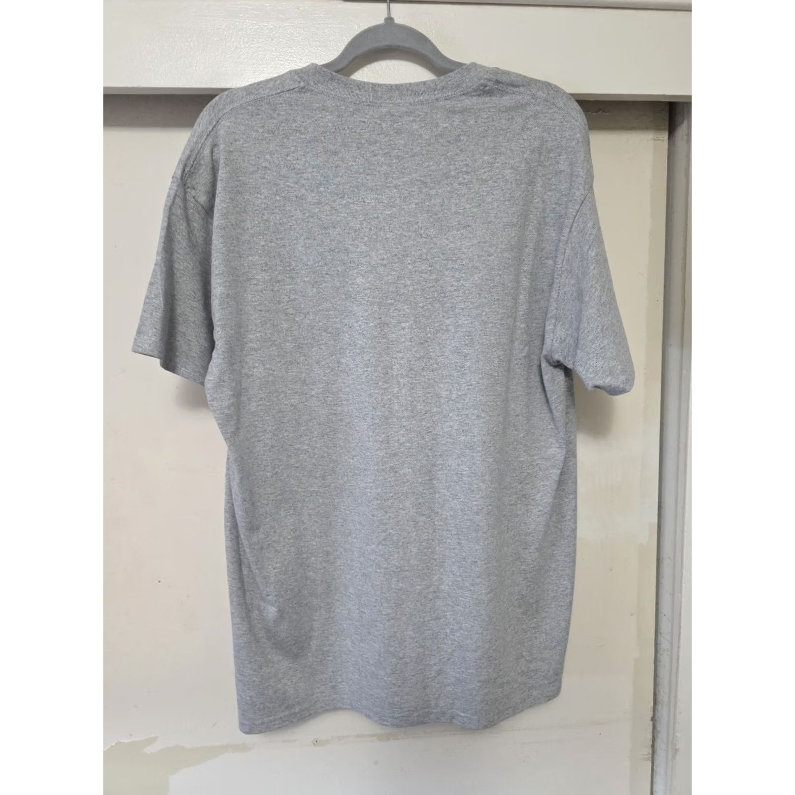 Gildan Gildan T-Shirt Winnipeg Box Logo Light Heather Gray Crew Neck Short Sleeve Regular Adult Large XS? Size US L / EU 52-54 / 3 - 5 Thumbnail