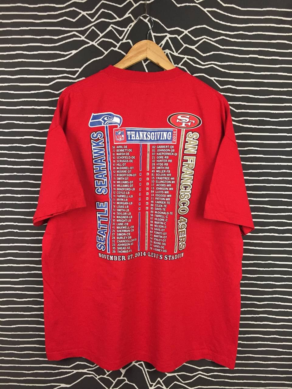 NFL NFL Seattle Seahawks San Francisco 49ers Thanks Giving Tee Size US XXL / EU 58 / 5 - 7 Thumbnail