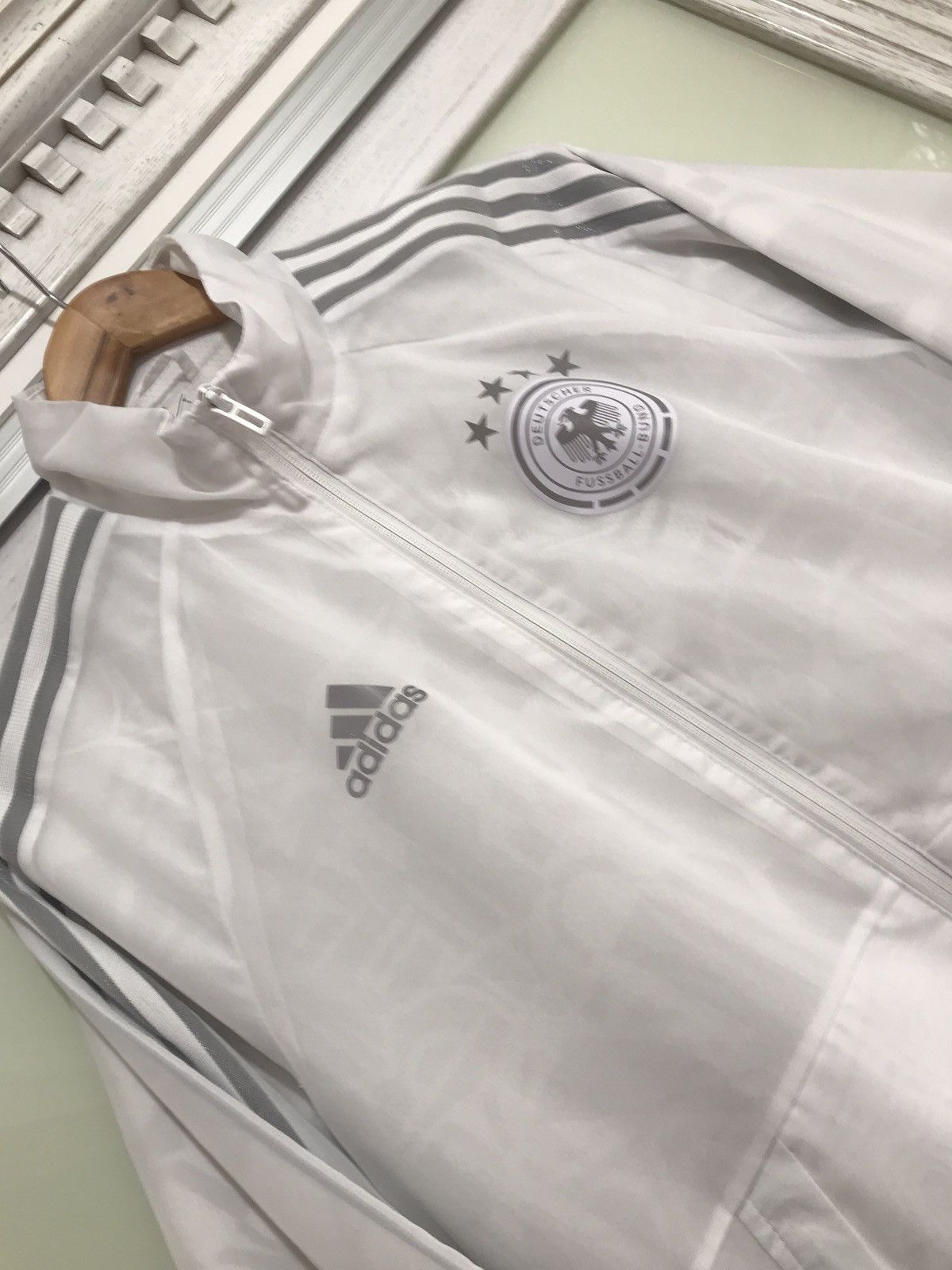 Adidas Germany Euro 2020 Soccer Light Jacket Football Jersey Kit Size US S / EU 44-46 / 1 - 6 Thumbnail