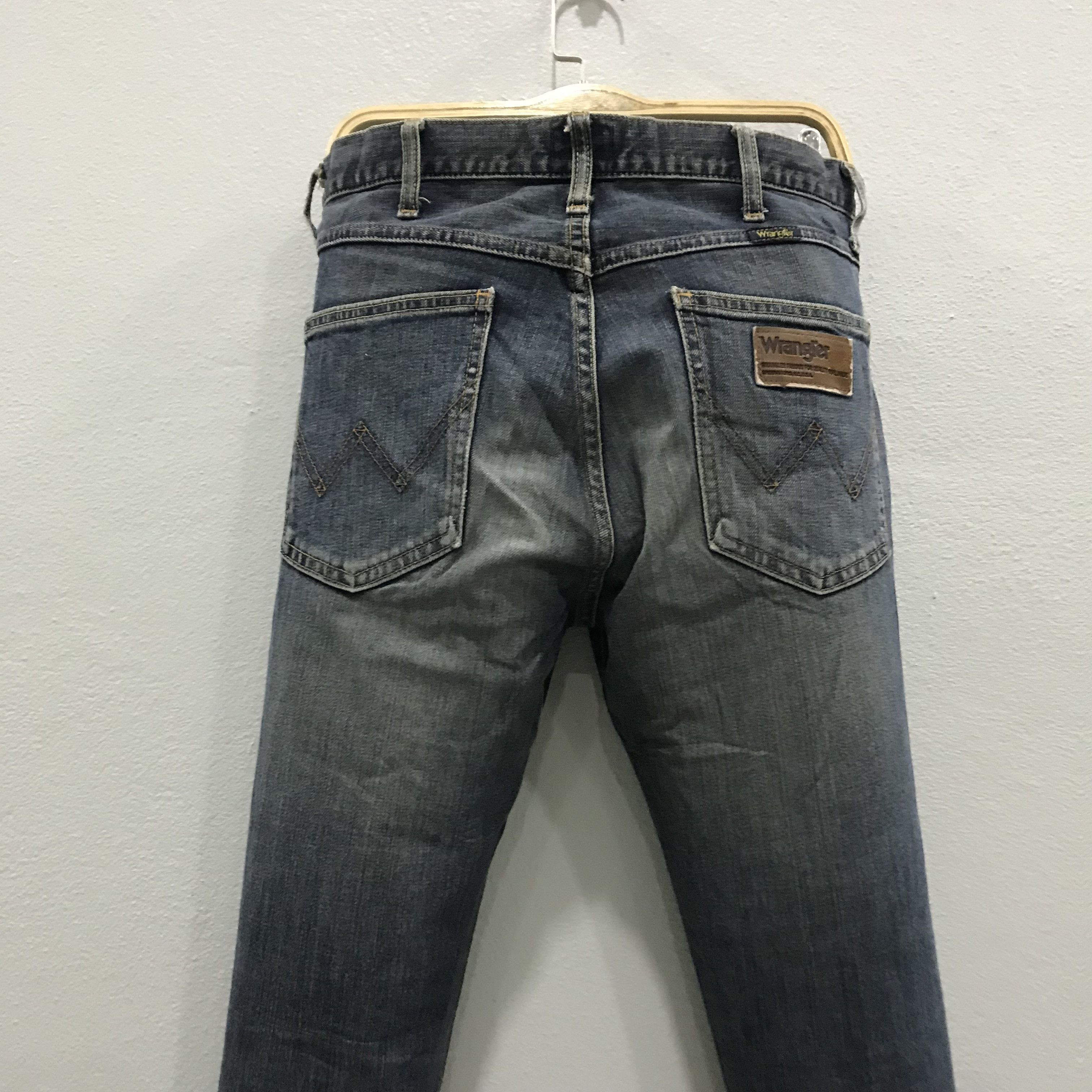 Wrangler Vintage 90's Wrangler Distressed Bootcut Jeans Size US 31 - 7 Thumbnail