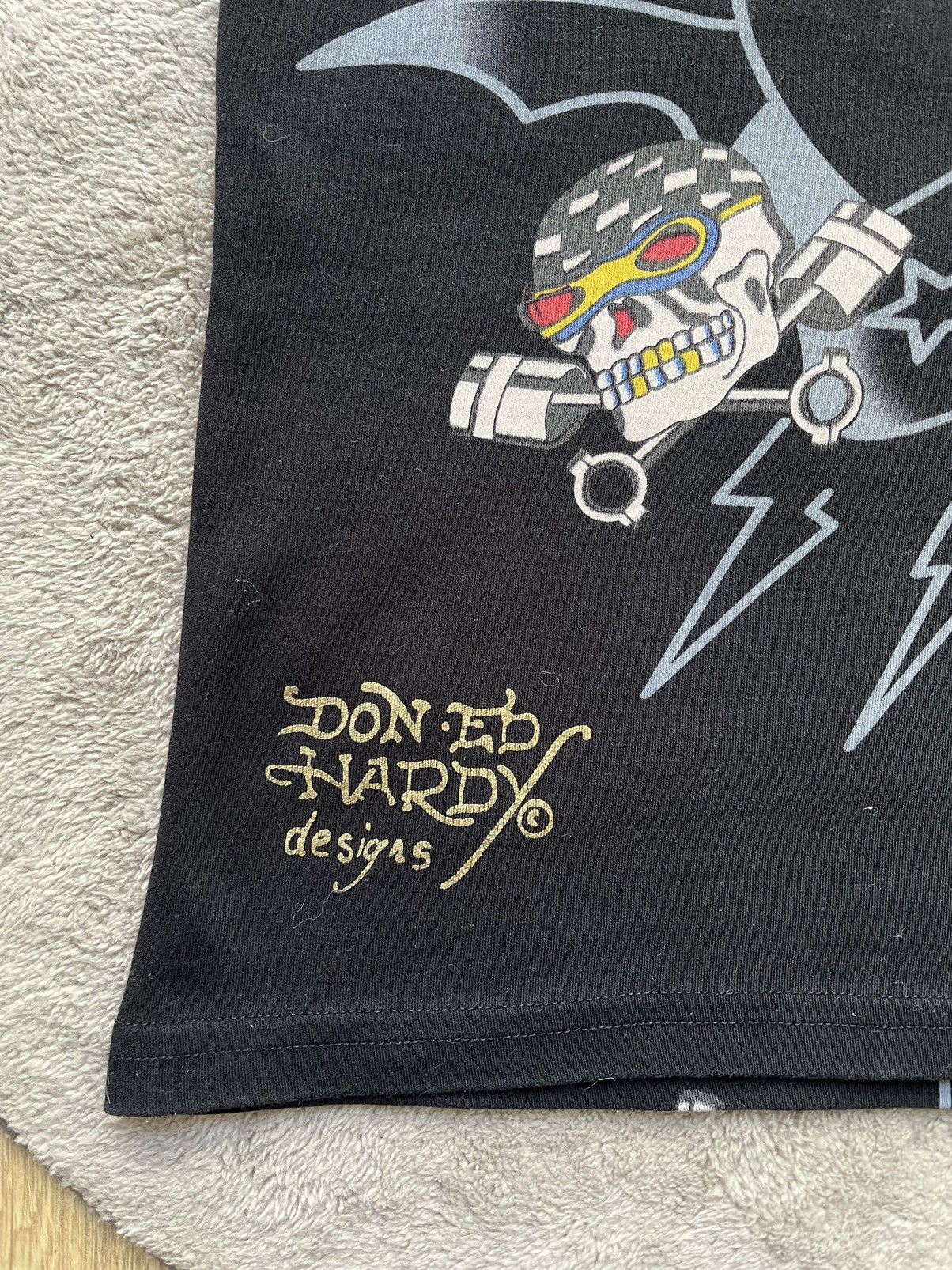 Ed Hardy × Vintage black vintage Ed Hardy t-shirt with rhinestones Size US S / EU 44-46 / 1 - 6 Thumbnail