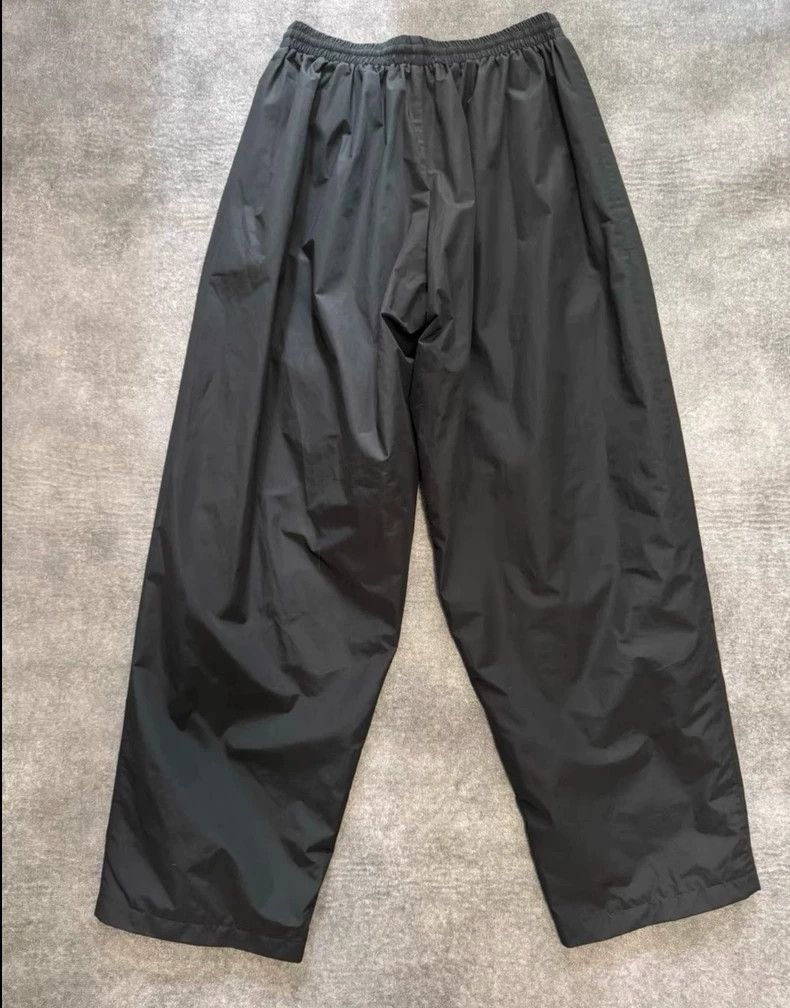 Balenciaga Balenciaga size XS Basketball Series Nylon Sport Pants Size US 27 - 2 Thumbnail