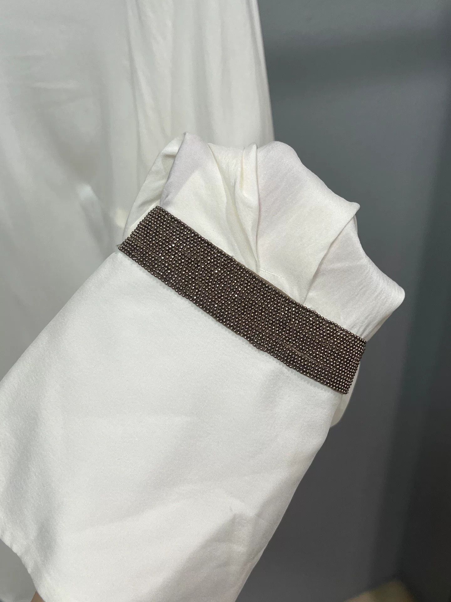 Brunello Cucinelli Brunello Cucinelli Beaded Silk V-Neck Shirt Size US M / EU 48-50 / 2 - 3 Thumbnail