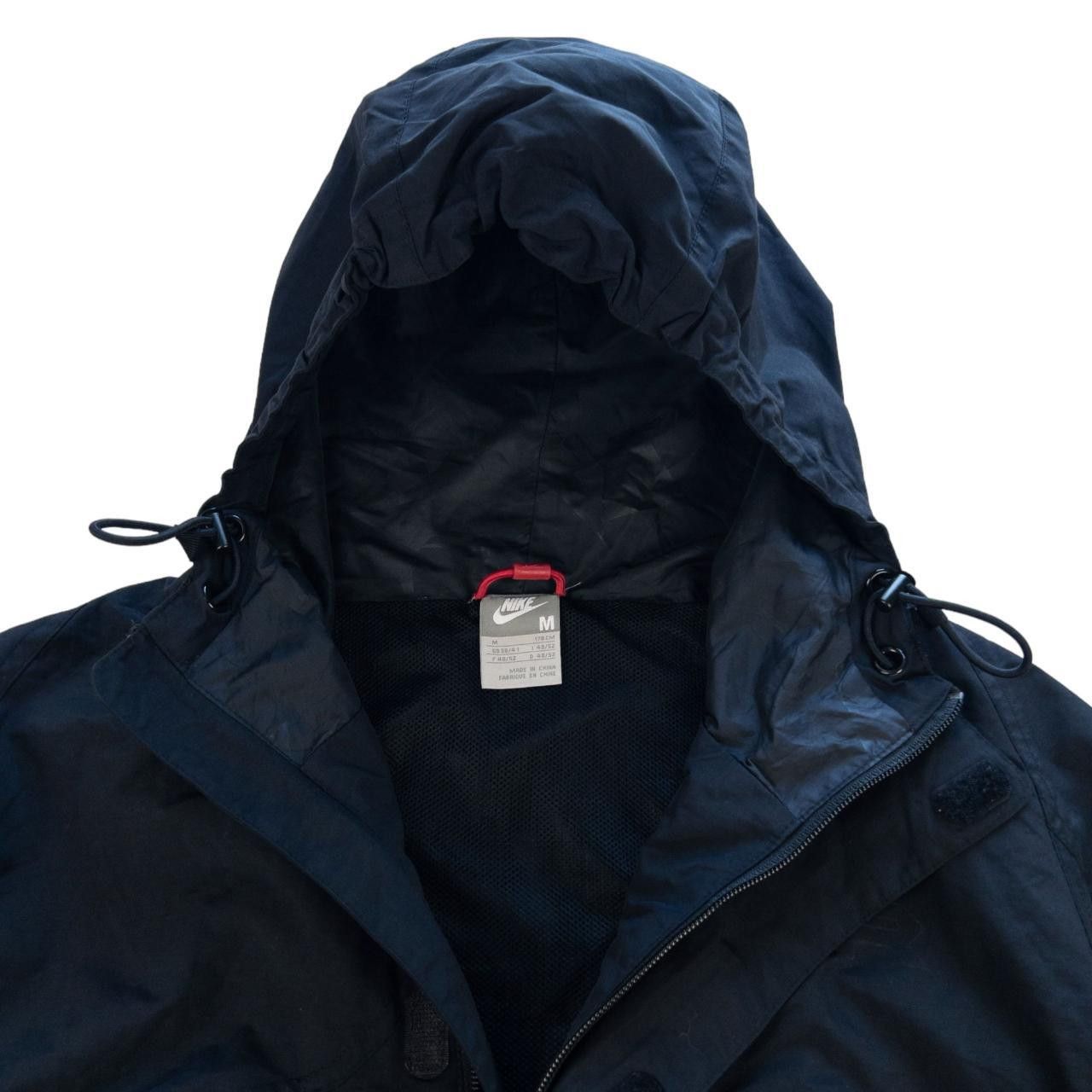 Nike Vintage Nike Waterproof Jacket Size M Size US M / EU 48-50 / 2 - 8 Thumbnail