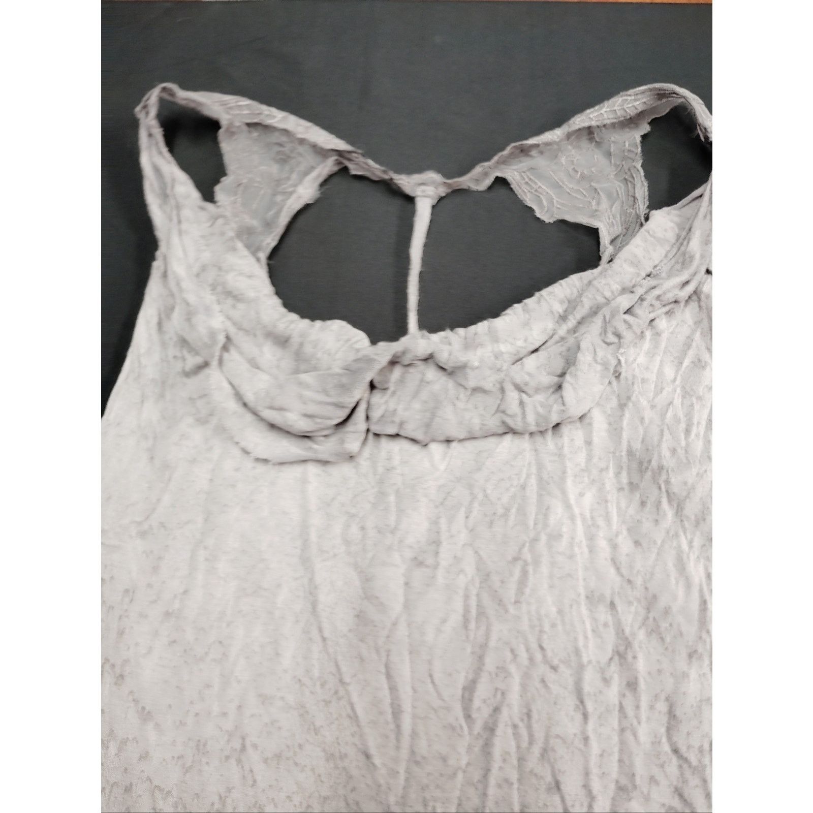 BKE BKE Gimmicks Light Gray Tank W Butterfly Lace Cutout T back Size M / US 6-8 / IT 42-44 - 3 Thumbnail