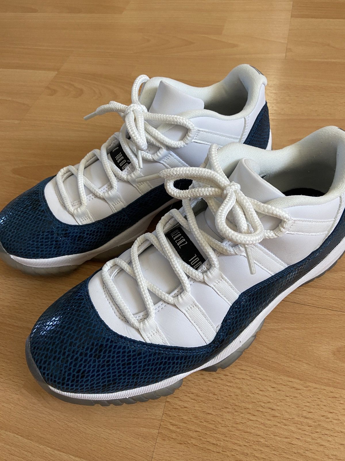 Jordan Brand × Nike Air Jordan 11 Retro Low ‘Navy Snakeskin’ Size US 10 / EU 43 - 4 Thumbnail