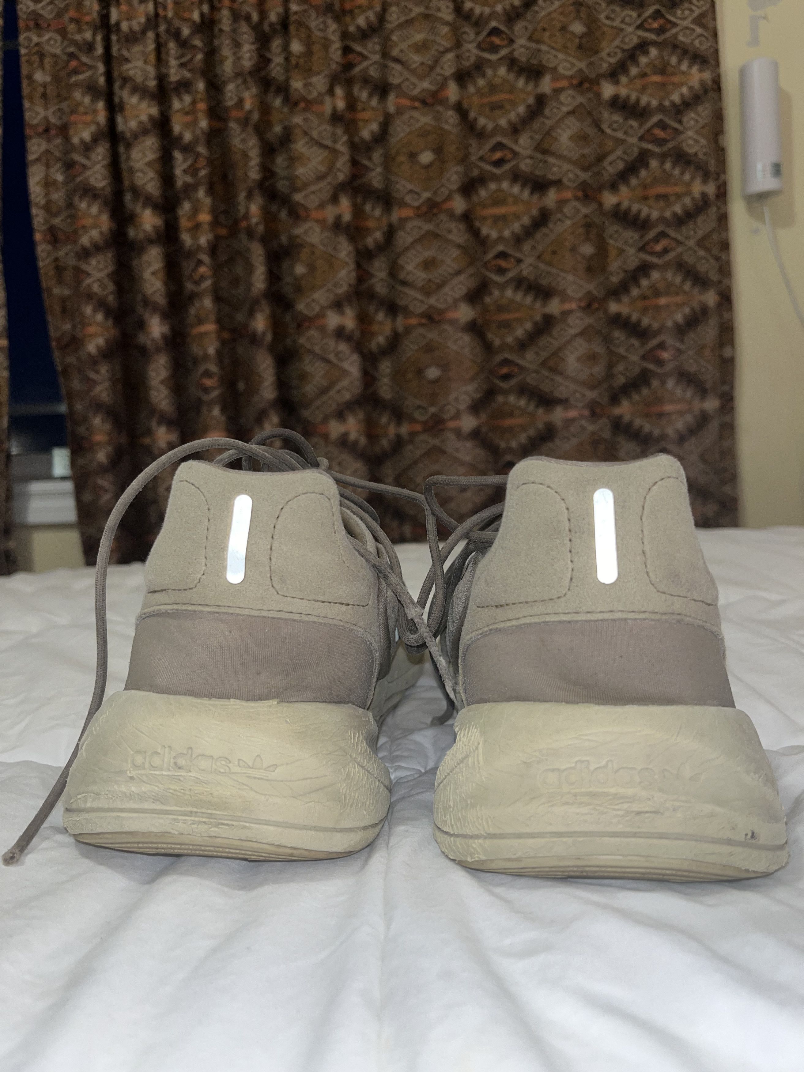 Adidas × Vintage Size 12 Tan Adidas Ozelia Size US 12 / EU 45 - 4 Thumbnail
