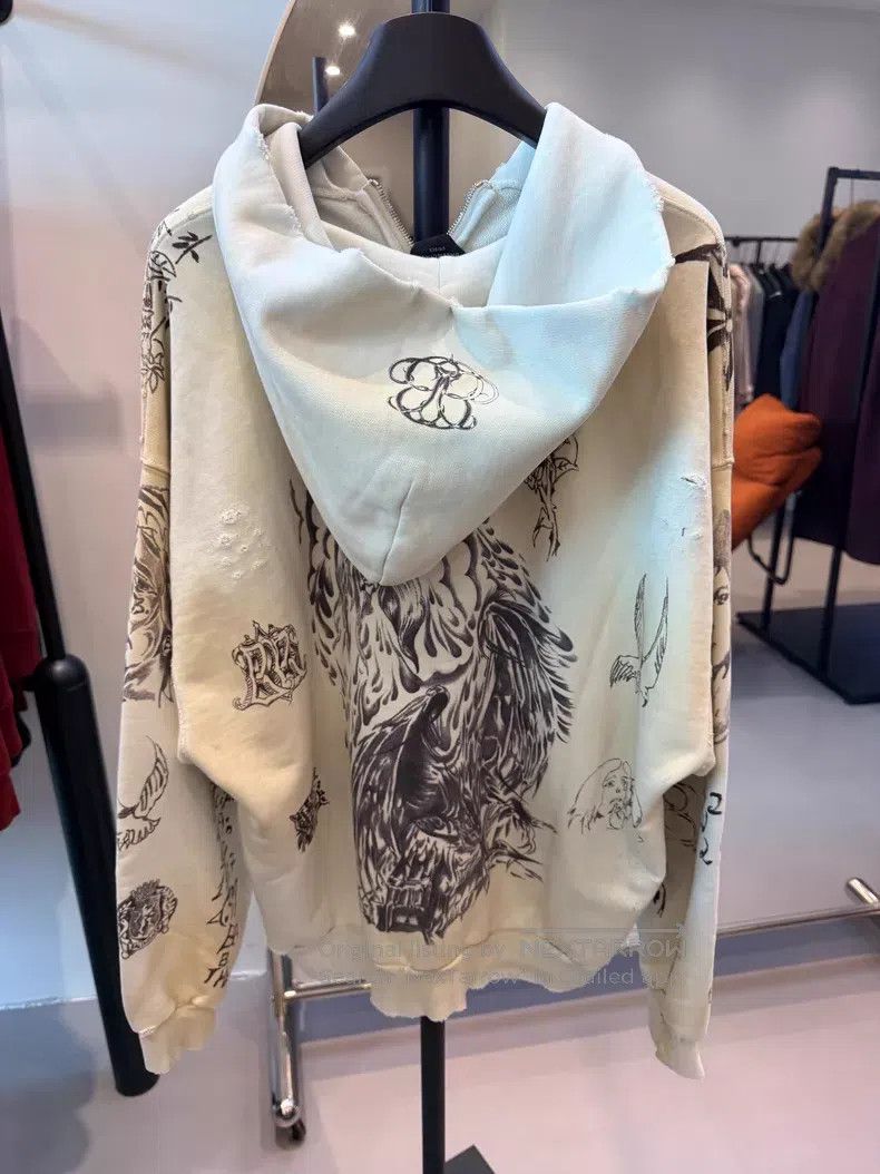 Balenciaga Balenciaga White Graffiti Zip-up Hoodie Size US S / EU 44-46 / 1 - 5 Thumbnail