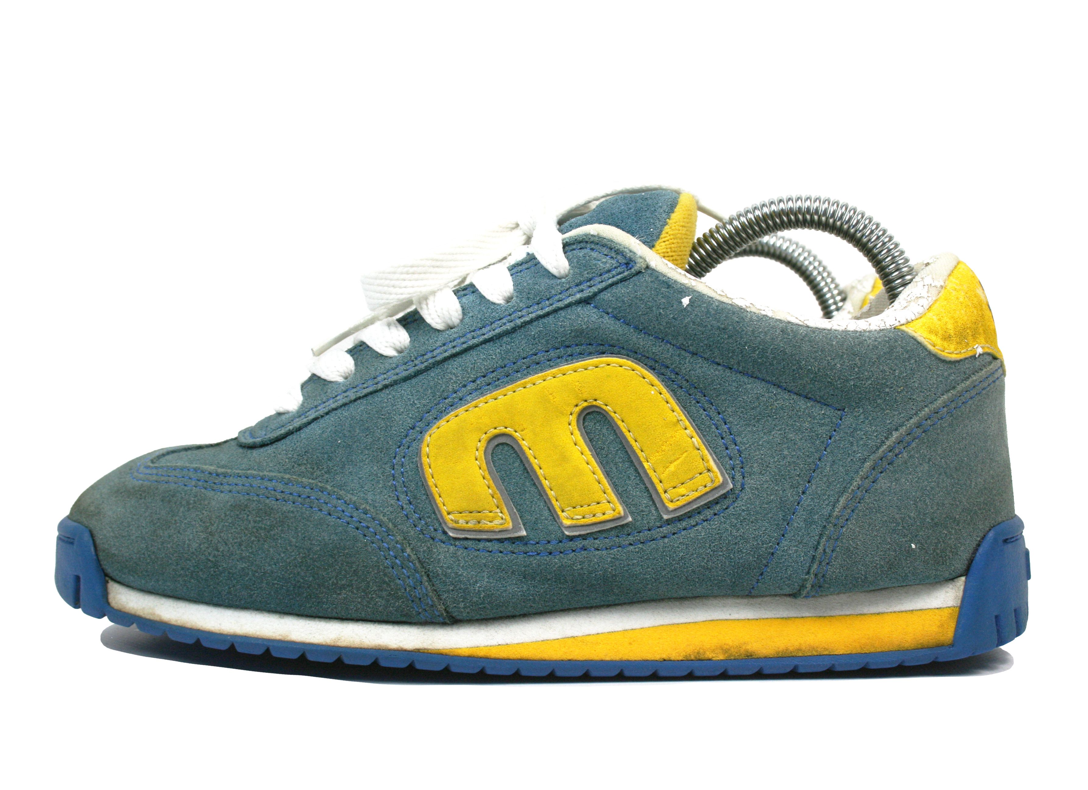 Etnies Lo Cut Oversize Suede Y2K Skate Sneakers Size US 7 / EU 40 - 2 Thumbnail
