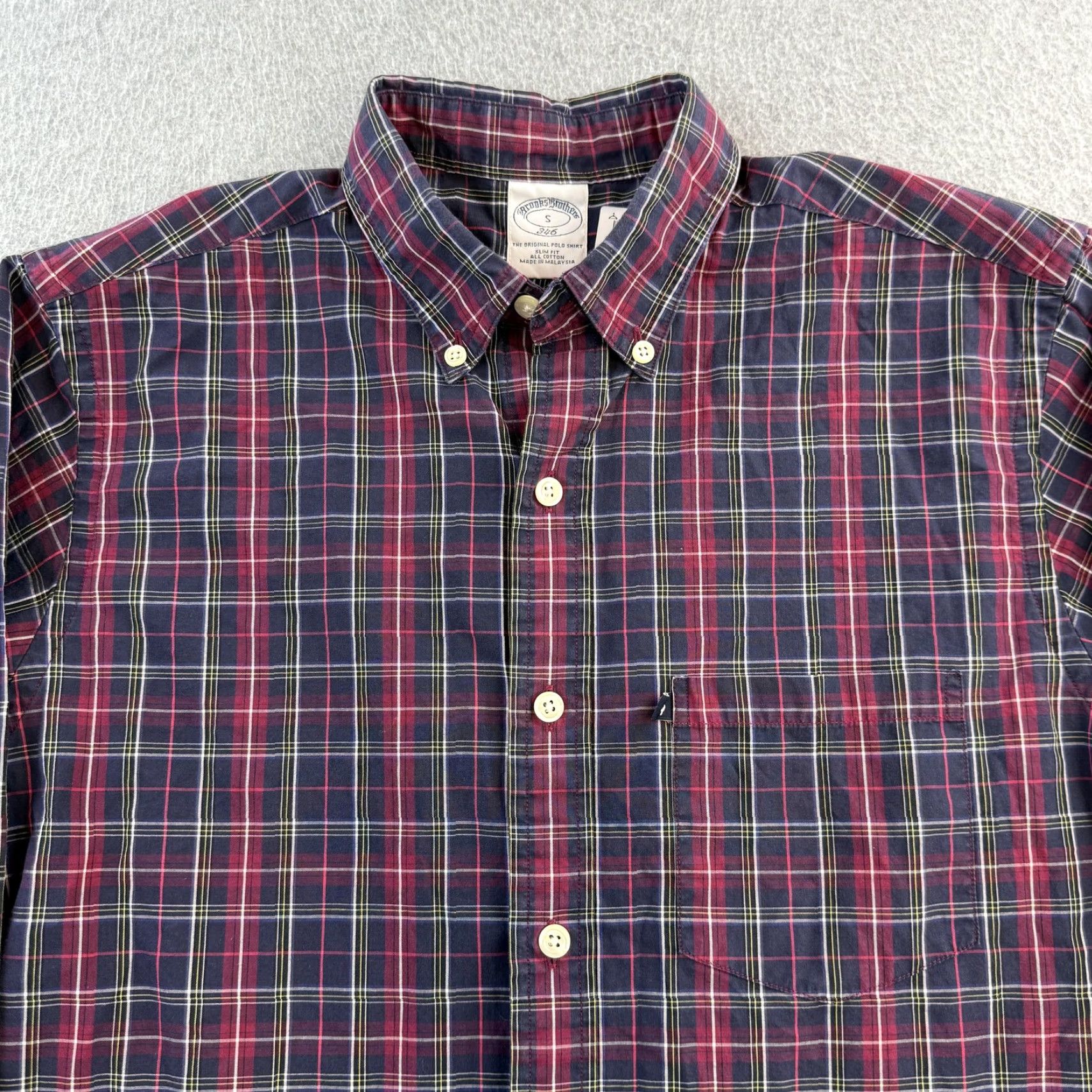 Brooks Brothers Brooks Brothers 346 Shirt Mens Small Red Navy Plaid Slim Fit Button Down Adult Size US S / EU 44-46 / 1 - 4 Thumbnail