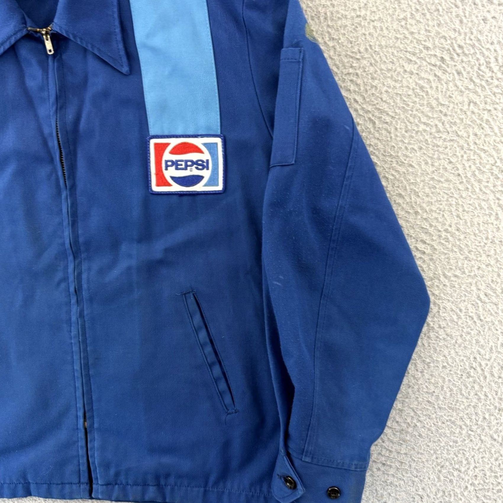 Vintage VINTAGE Pepsi Jacket Mens Medium Blue 80s Bomber Jacket Workwear Zip Full Zip Logo Zipper Cotton Blend Canvas Mid-Length Pattern Solid Reg. Men Size US M / EU 48-50 / 2 - 5 Thumbnail