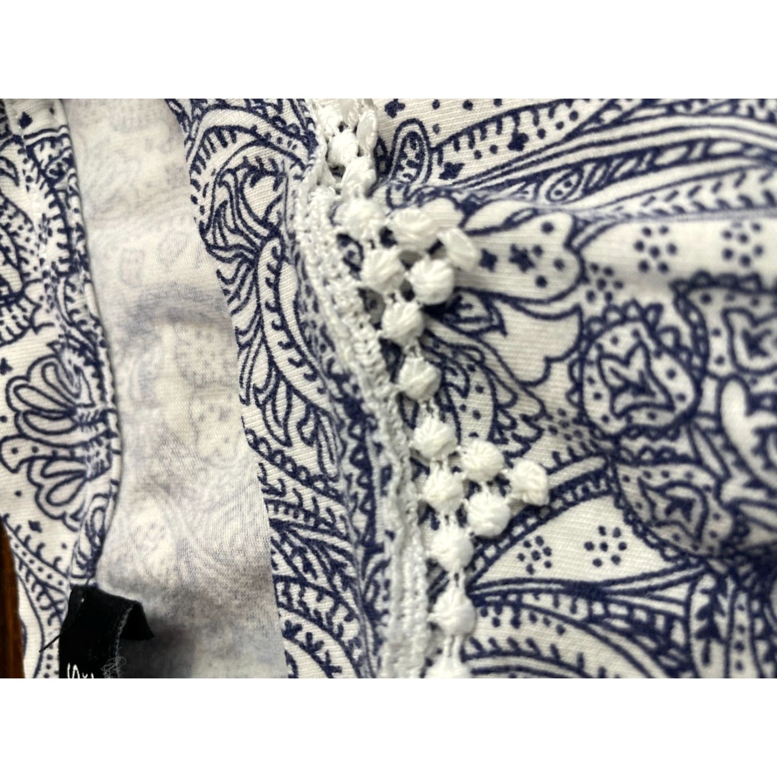 Jones New York Jones New York Shirt Women's Small Blue White Short Sleeve Floral Blouse Size S / US 4 / IT 40 - 6 Thumbnail
