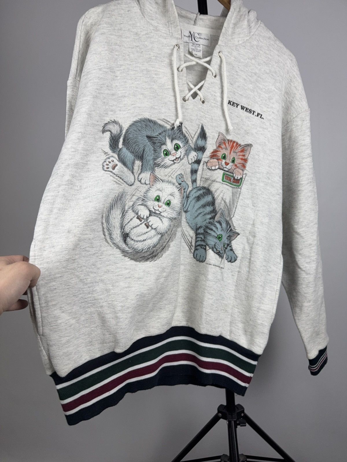 Vintage Vintage 1996 Cat Graphic Hoodie Key West Lace Up 90s Style Size US M / EU 48-50 / 2 - 4 Thumbnail