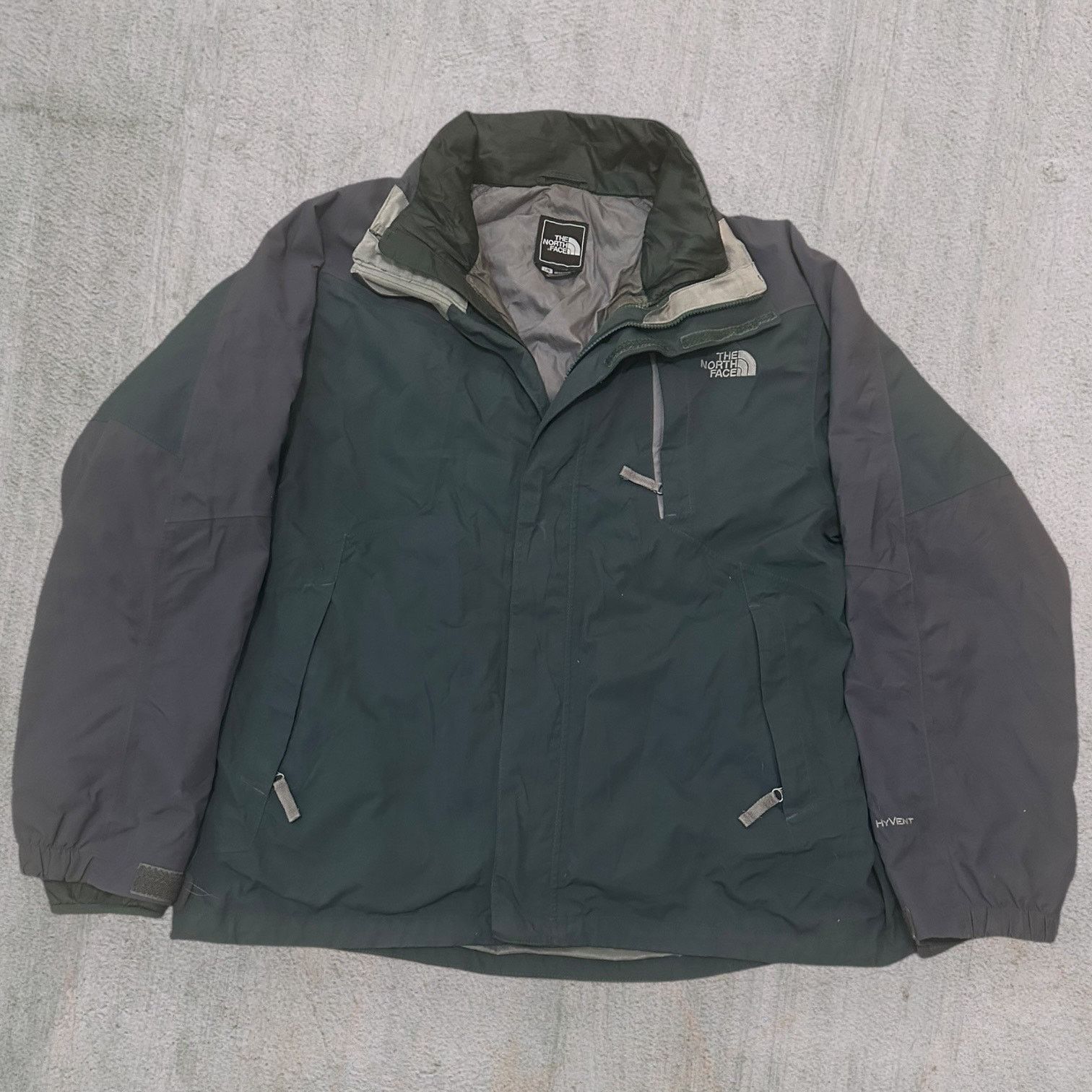 North face Hyvent 2 in 1 green and gray jacket