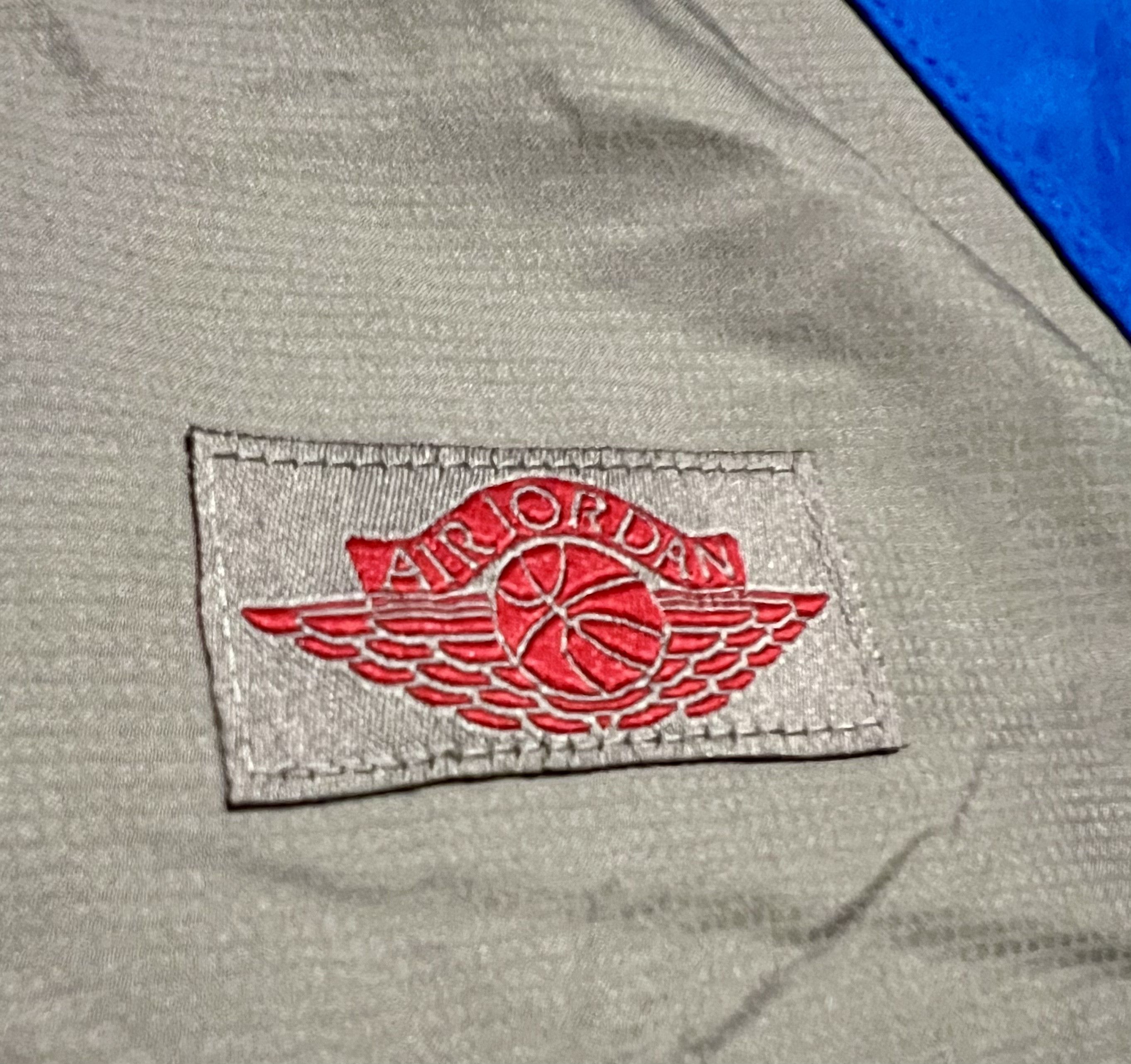 Jordan Brand Air Jordan Retro Blue & Gray AJ1 Muscle Windbreaker Jacket Size US L / EU 52-54 / 3 - 4 Thumbnail