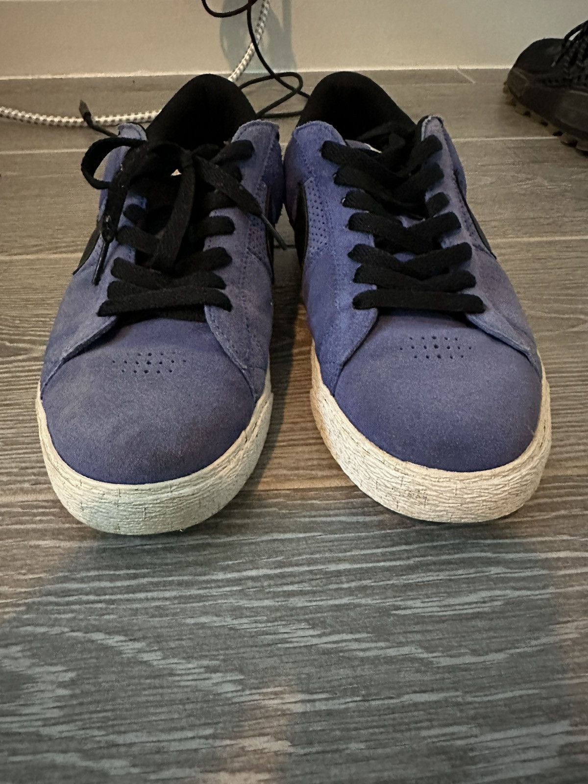 Nike Nike SB Blazer Low GT Size US 9.5 / EU 42-43 - 4 Thumbnail