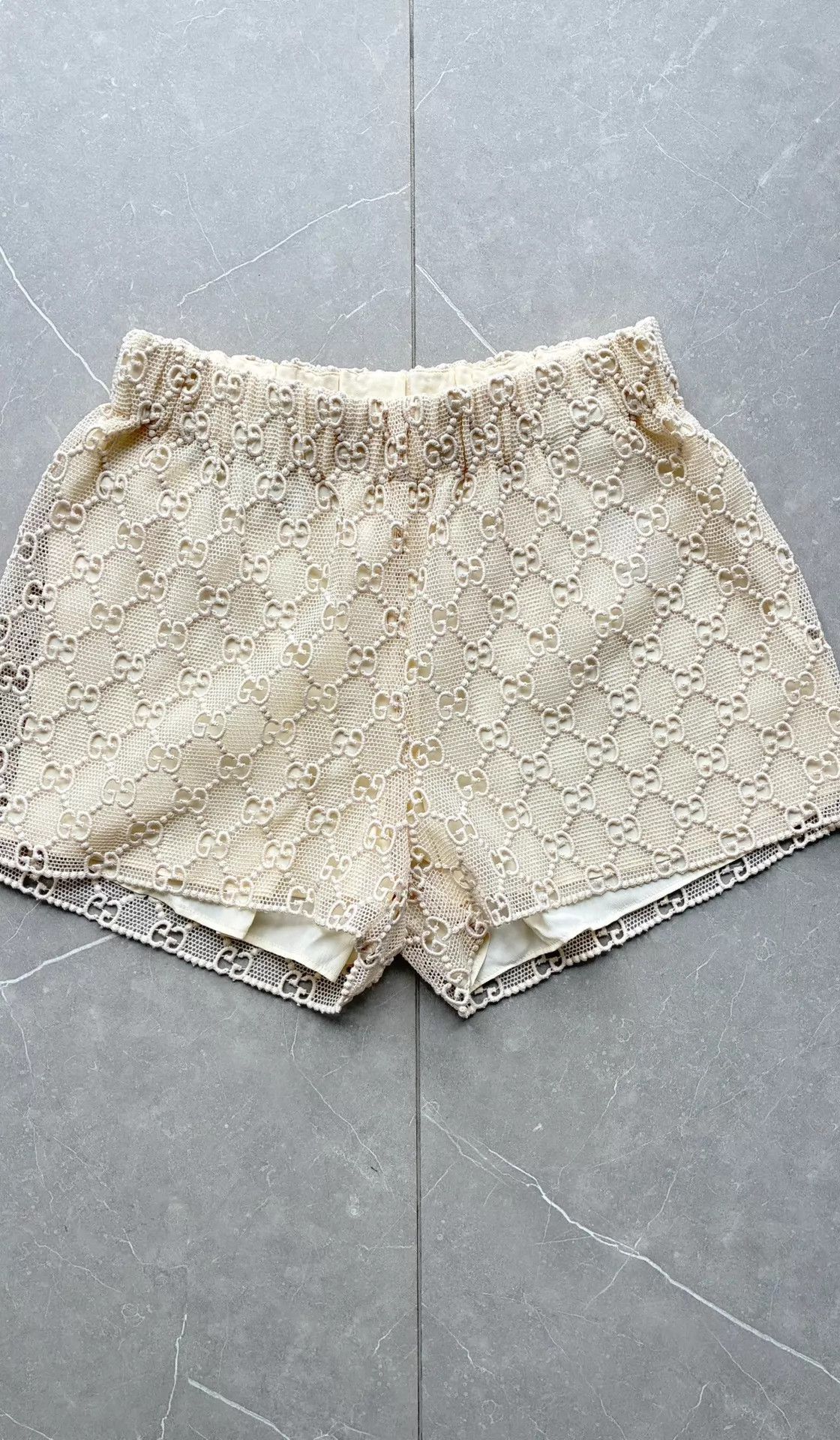 Gucci Gucci Ivory Lace GG Monogram ElasticWaist Short 38 Size 26" / US 2 / IT 38 - 1 Thumbnail